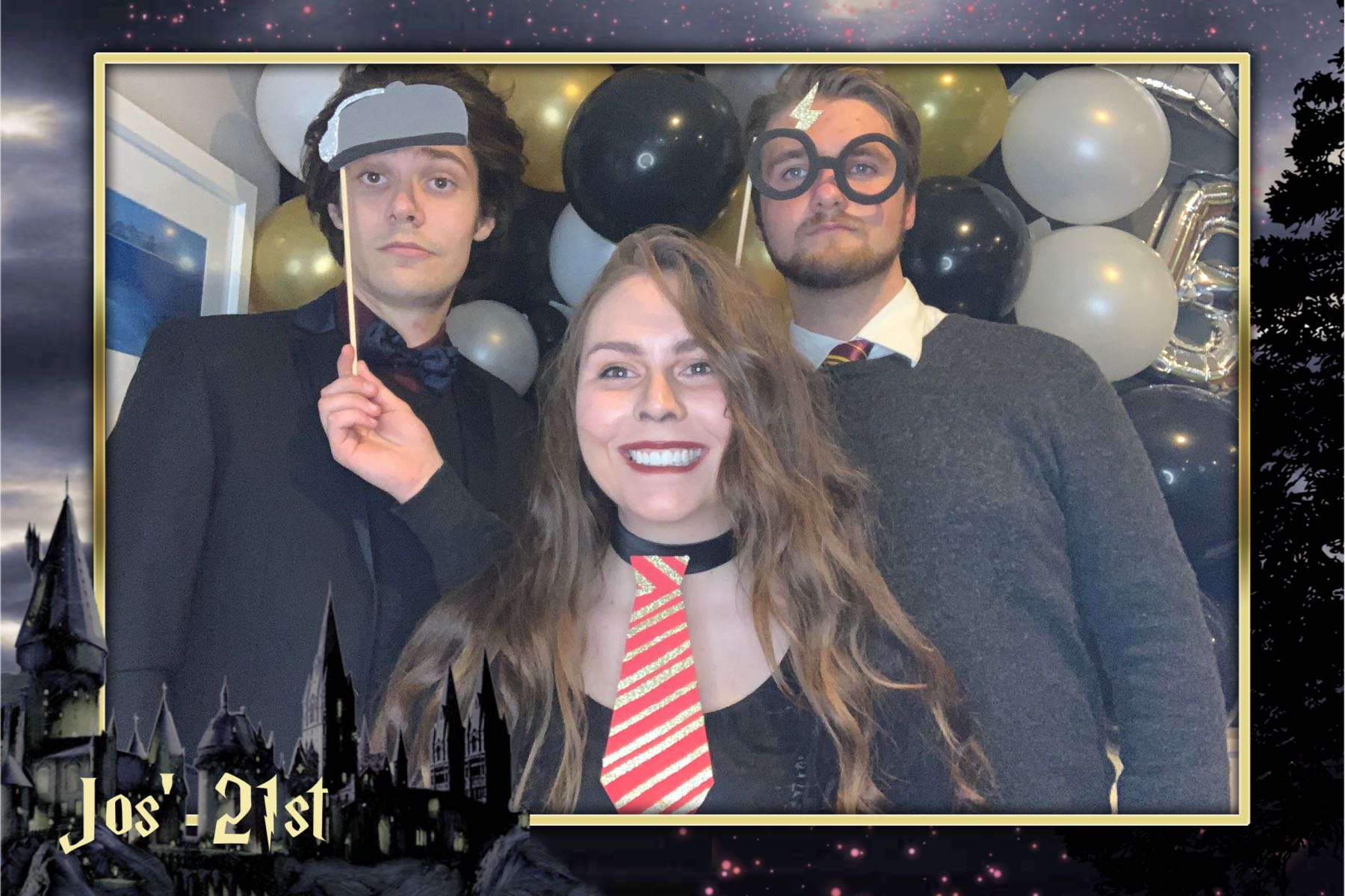 Jos is 21! | View more photos from the event at gallery.photobooth.co.nz/u/SelfieCentral/Jos-is-21