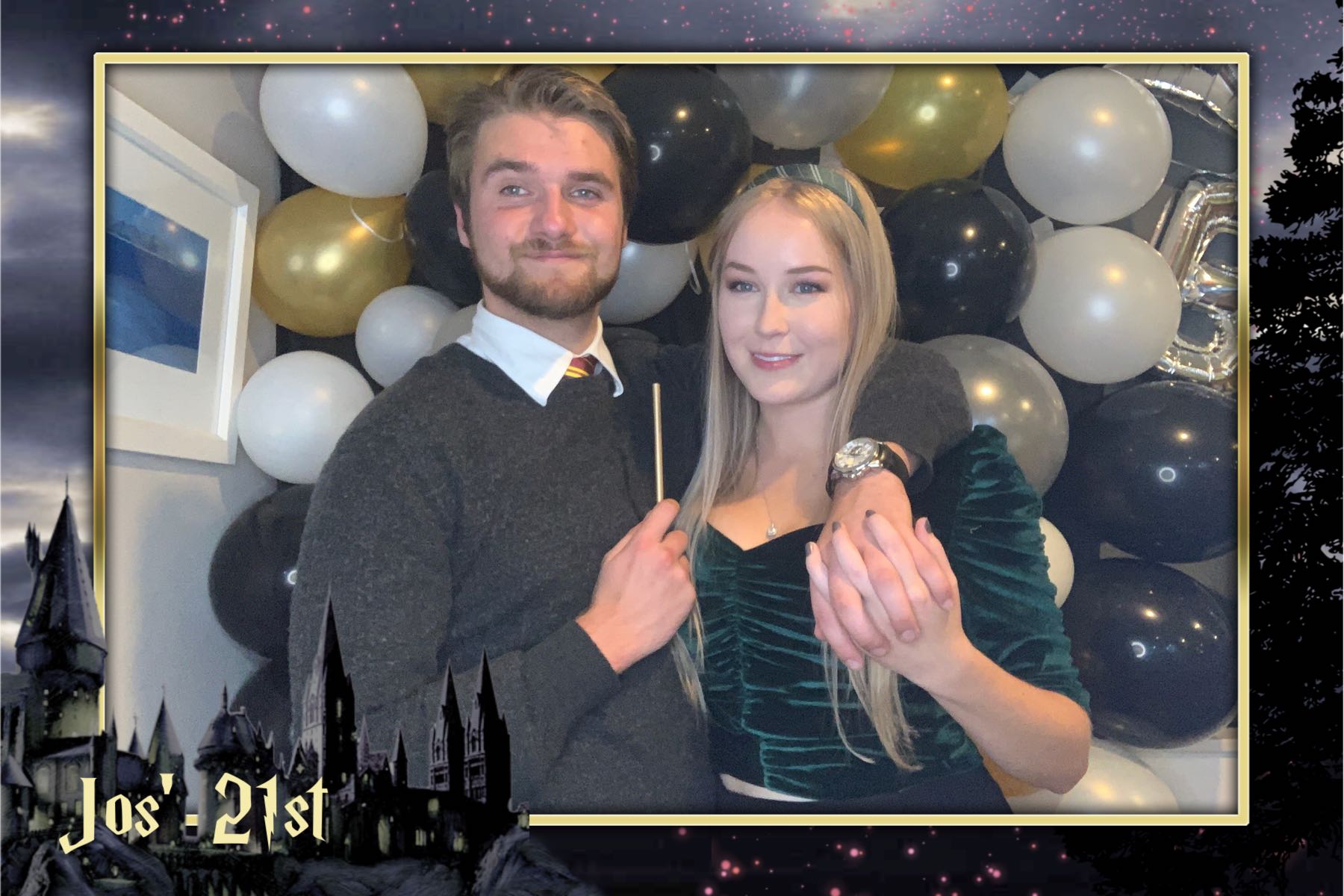 Jos is 21! | View more photos from the event at gallery.photobooth.co.nz/u/SelfieCentral/Jos-is-21