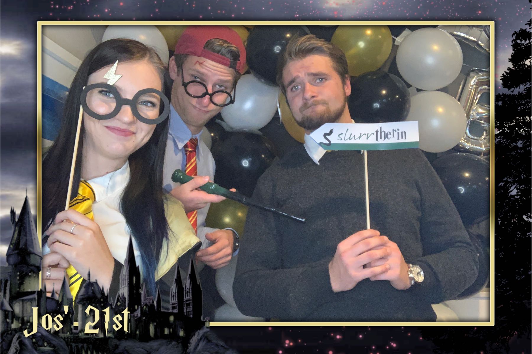 Jos is 21! | View more photos from the event at gallery.photobooth.co.nz/u/SelfieCentral/Jos-is-21