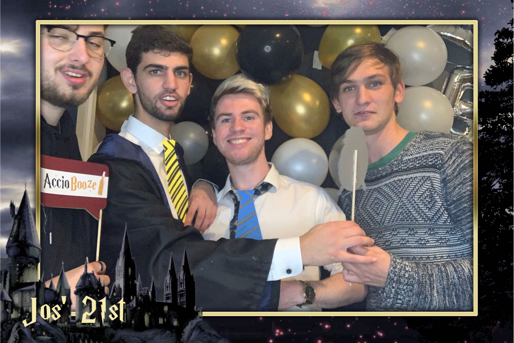 Jos is 21! | View more photos from the event at gallery.photobooth.co.nz/u/SelfieCentral/Jos-is-21