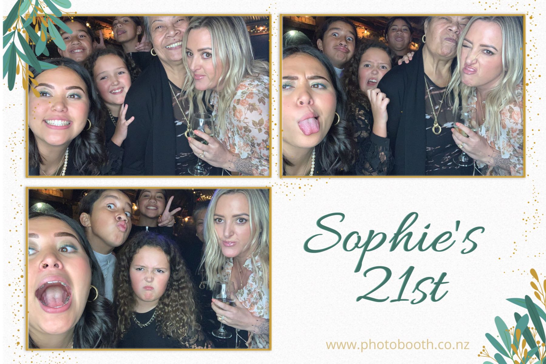 Sophie's 21st | View more photos from the event at gallery.photobooth.co.nz/u/SelfieCentral/Sophies-21st