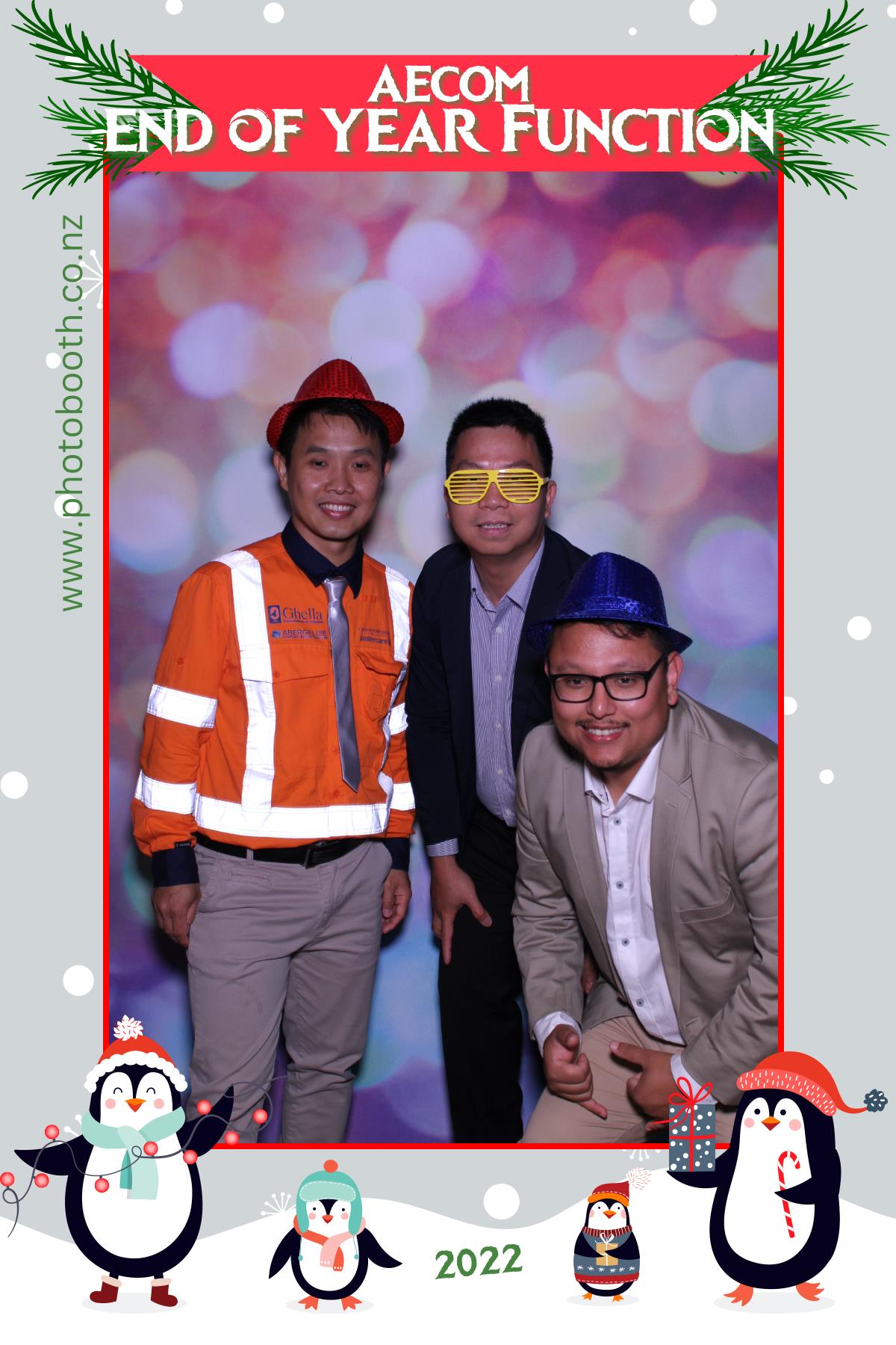 AECOM Christmas Function 22 | View more photos from the event at gallery.photobooth.co.nz/u/SelfieCentral/AECOM-Christmas-Function-22