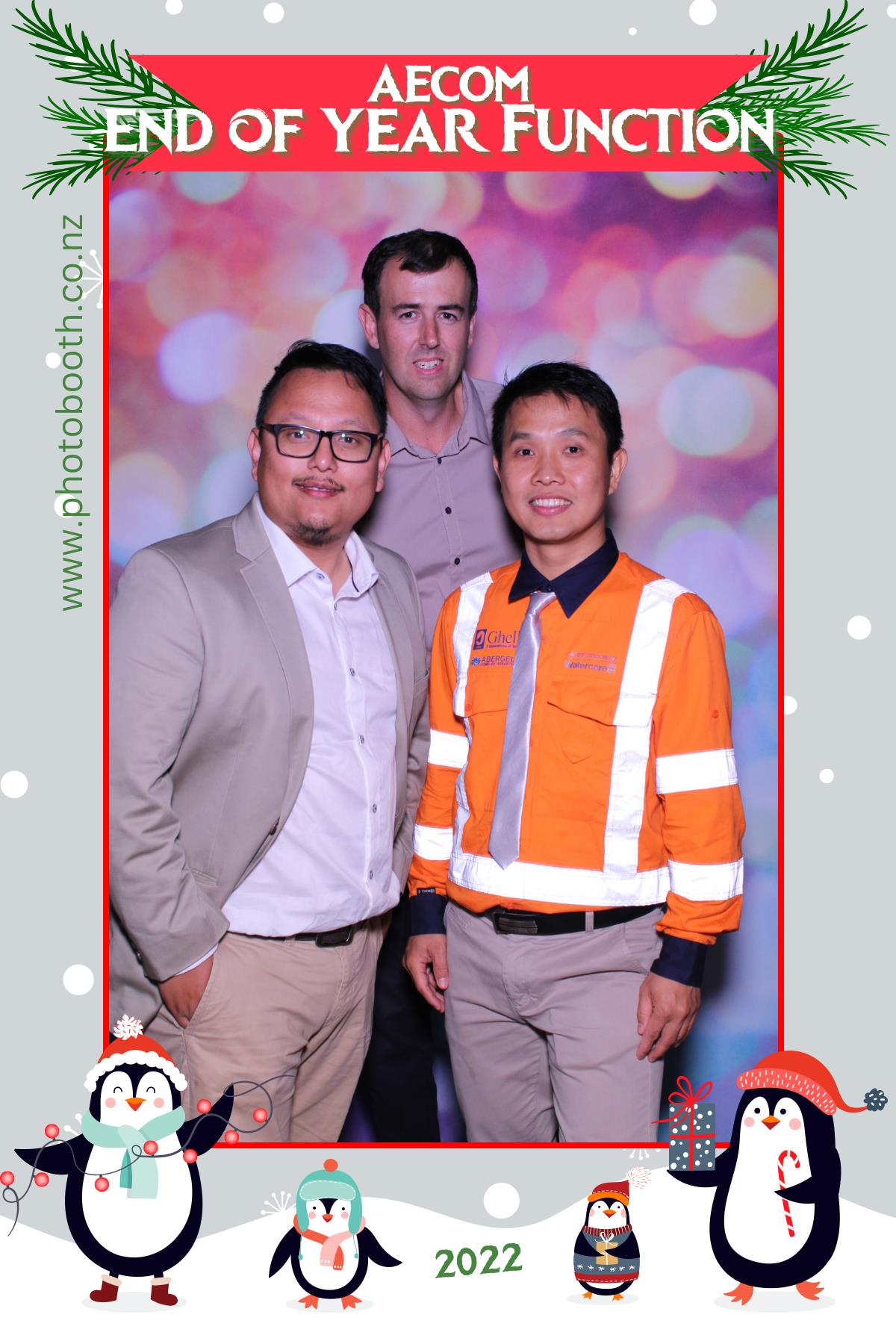 AECOM Christmas Function 22 | View more photos from the event at gallery.photobooth.co.nz/u/SelfieCentral/AECOM-Christmas-Function-22