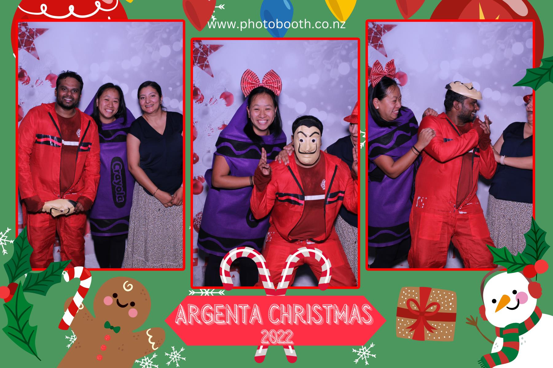 Argenta Christmas Party | View more photos from the event at gallery.photobooth.co.nz/u/SelfieCentral/Argenta-Christmas-Party
