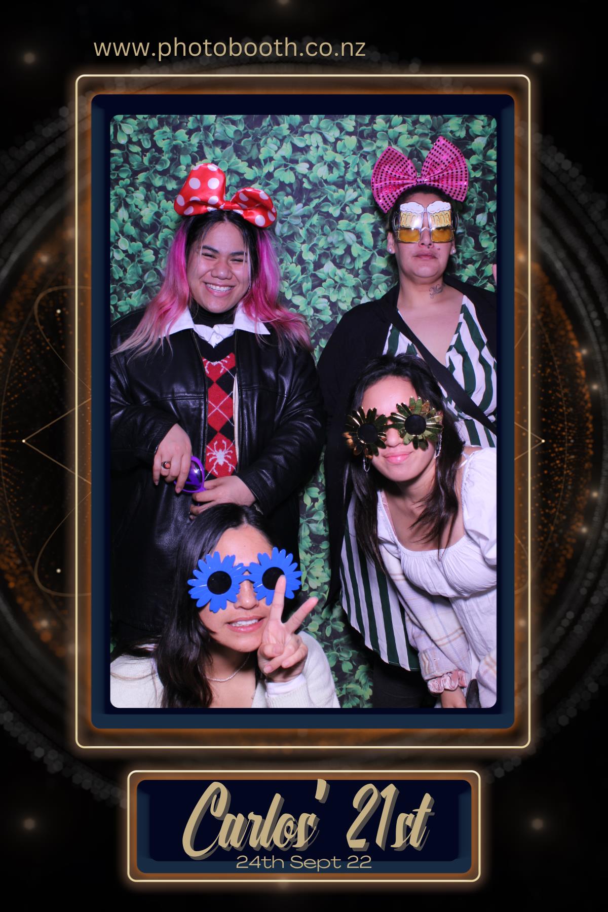 Carlos' 21st | View more photos from the event at gallery.photobooth.co.nz/u/SelfieCentral/Carlos-21st