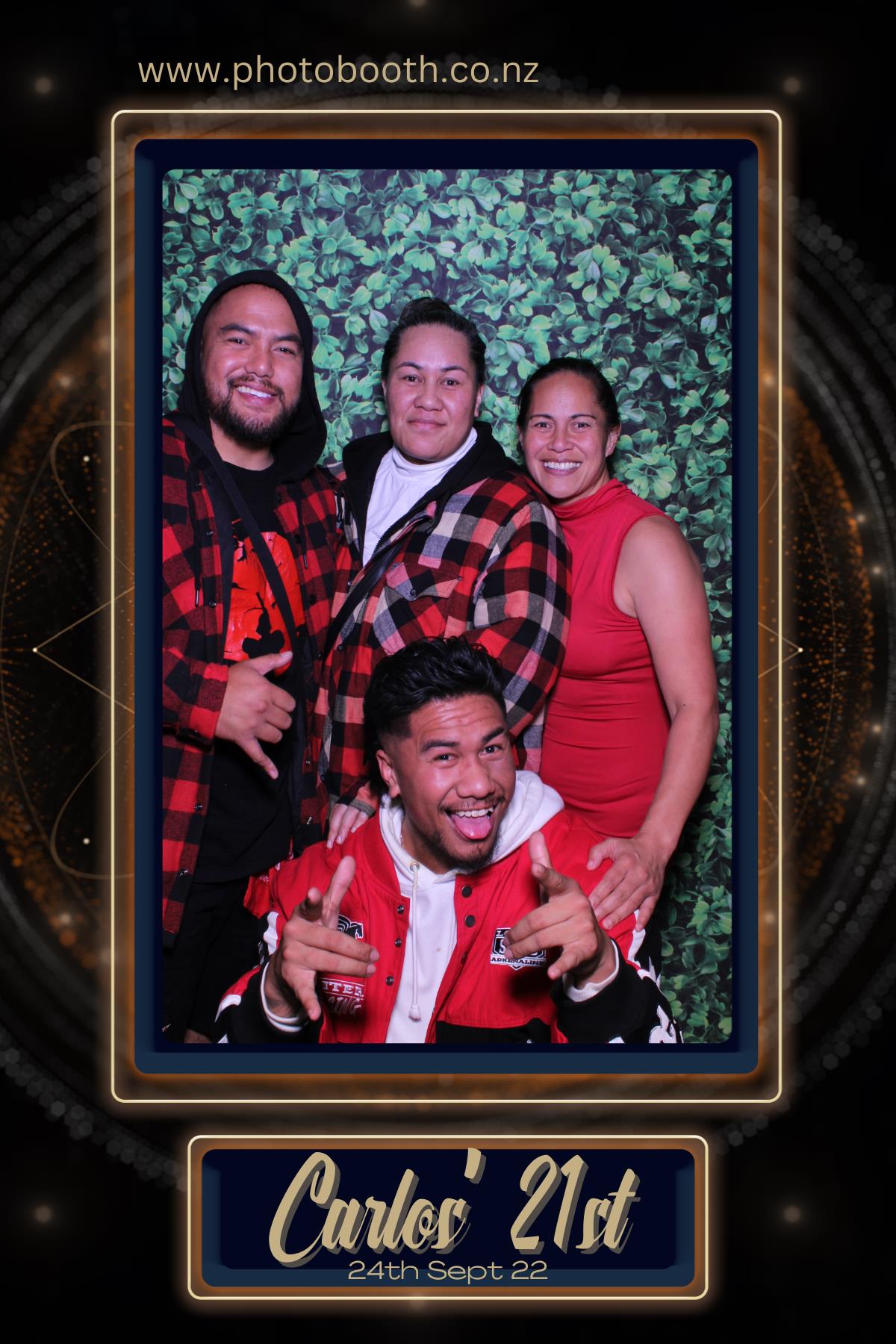 Carlos' 21st | View more photos from the event at gallery.photobooth.co.nz/u/SelfieCentral/Carlos-21st