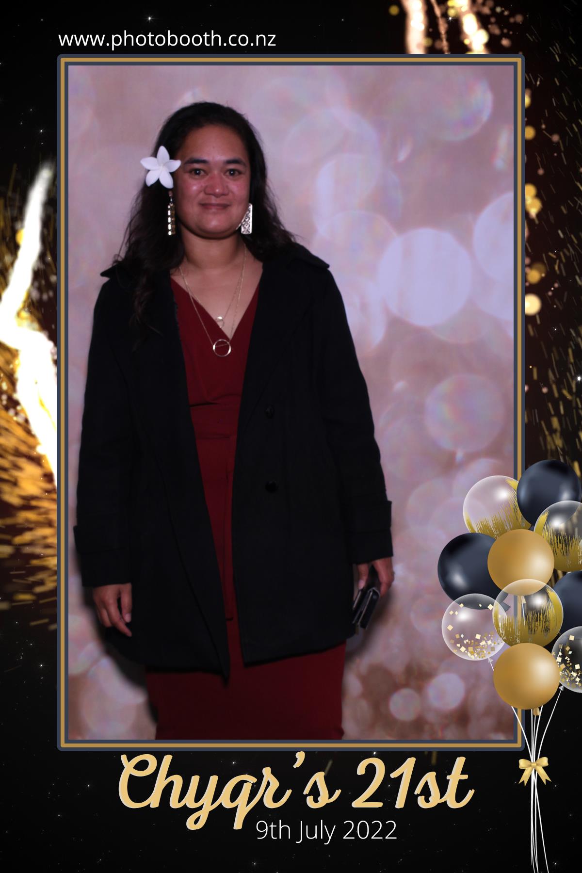 Chyqraym's 21st | View more photos from the event at gallery.photobooth.co.nz/u/SelfieCentral/Chyqrayms-21st