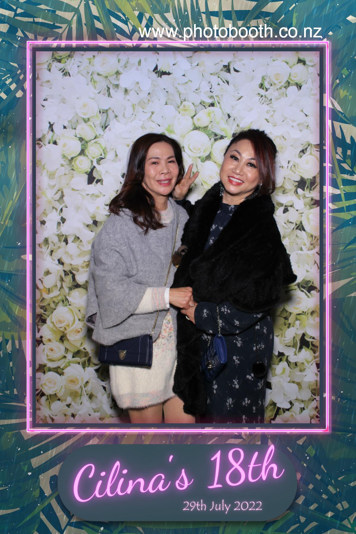 Cilina's 18th Birthday Party | View more photos from the event at gallery.photobooth.co.nz/u/SelfieCentral/Cilinas-18th-Birthday-Party