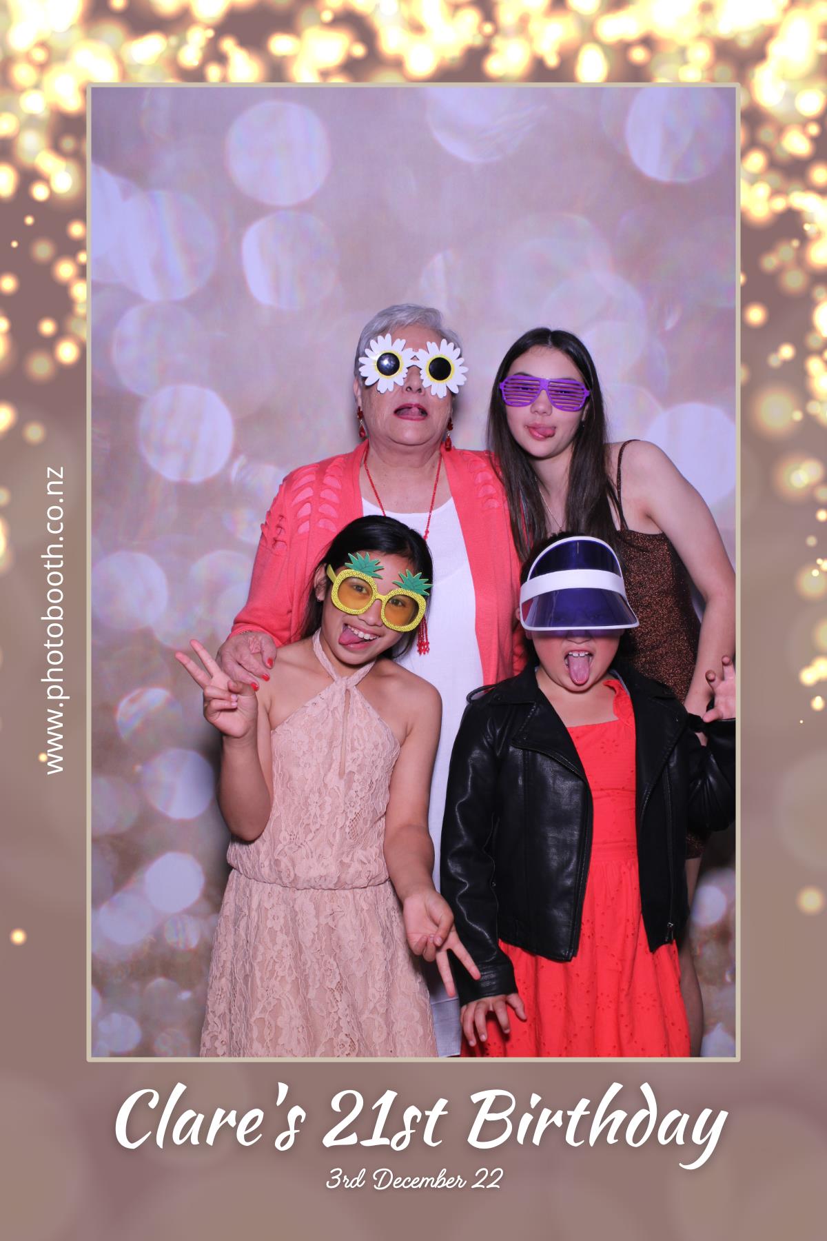 Clare's 21st Birthday | View more photos from the event at gallery.photobooth.co.nz/u/SelfieCentral/Clares-21st-Birthday