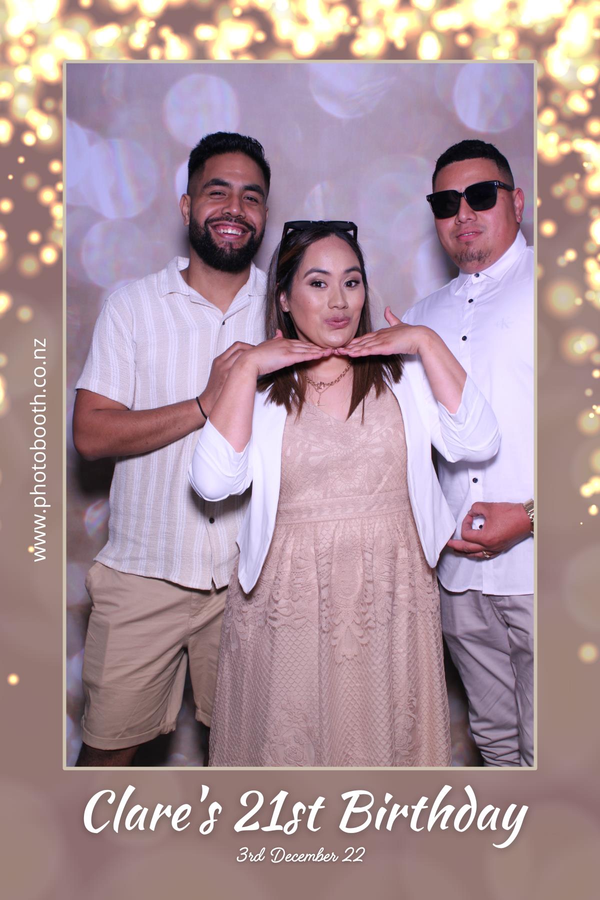 Clare's 21st Birthday | View more photos from the event at gallery.photobooth.co.nz/u/SelfieCentral/Clares-21st-Birthday