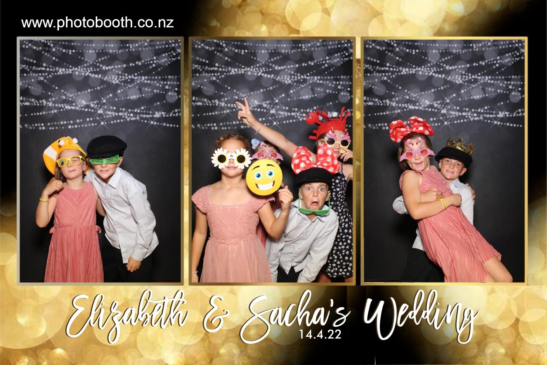 Elizabeth & Sacha's Wedding | View more photos from the event at gallery.photobooth.co.nz/u/SelfieCentral/Elizabeth-Sachas-Wedding