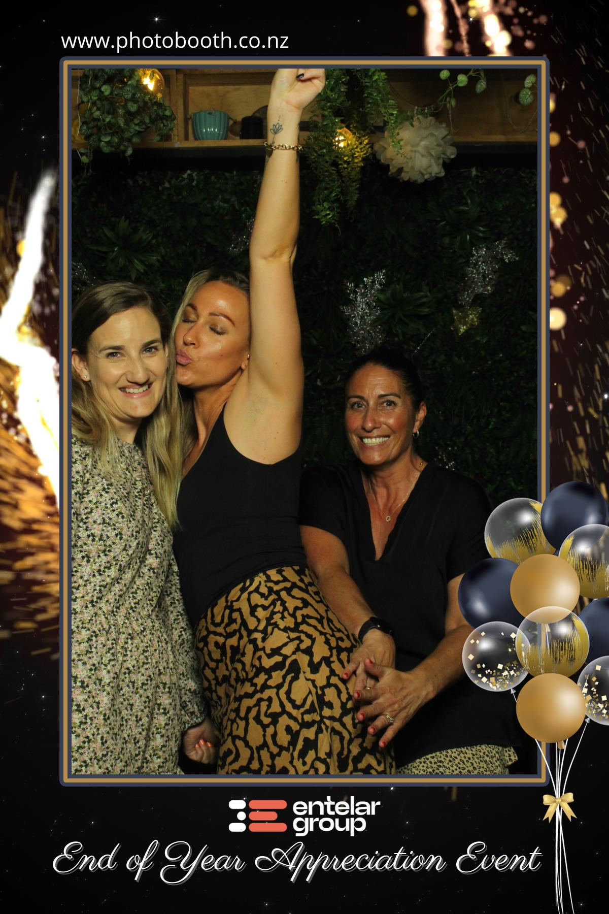 Entelar Christmas Party - Wellington | View more photos from the event at gallery.photobooth.co.nz/u/SelfieCentral/Entelar-Christmas-Party-Wellington