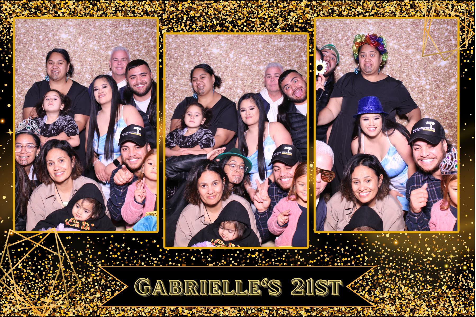Gabrielle's 21st Birthday | View more photos from the event at gallery.photobooth.co.nz/u/SelfieCentral/Gabrielles-21st-Birthday
