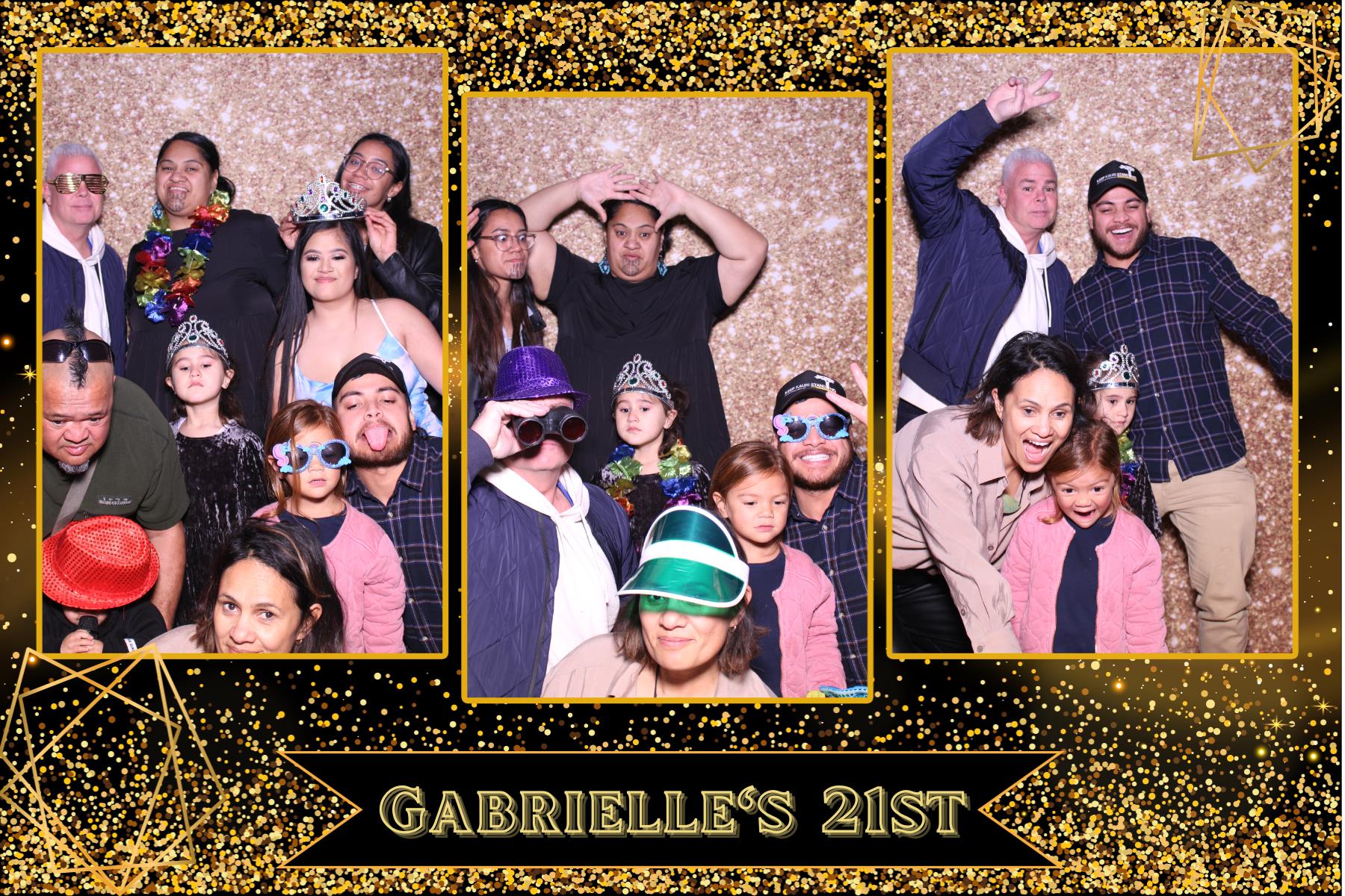Gabrielle's 21st Birthday | View more photos from the event at gallery.photobooth.co.nz/u/SelfieCentral/Gabrielles-21st-Birthday