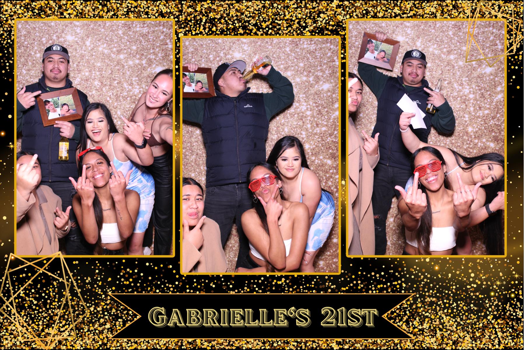 Gabrielle's 21st Birthday | View more photos from the event at gallery.photobooth.co.nz/u/SelfieCentral/Gabrielles-21st-Birthday