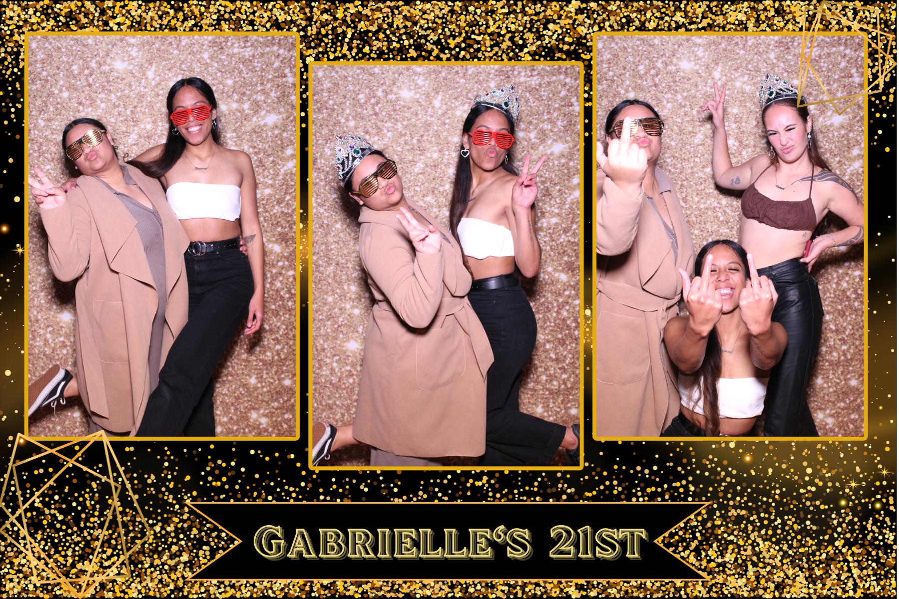 Gabrielle's 21st Birthday | View more photos from the event at gallery.photobooth.co.nz/u/SelfieCentral/Gabrielles-21st-Birthday