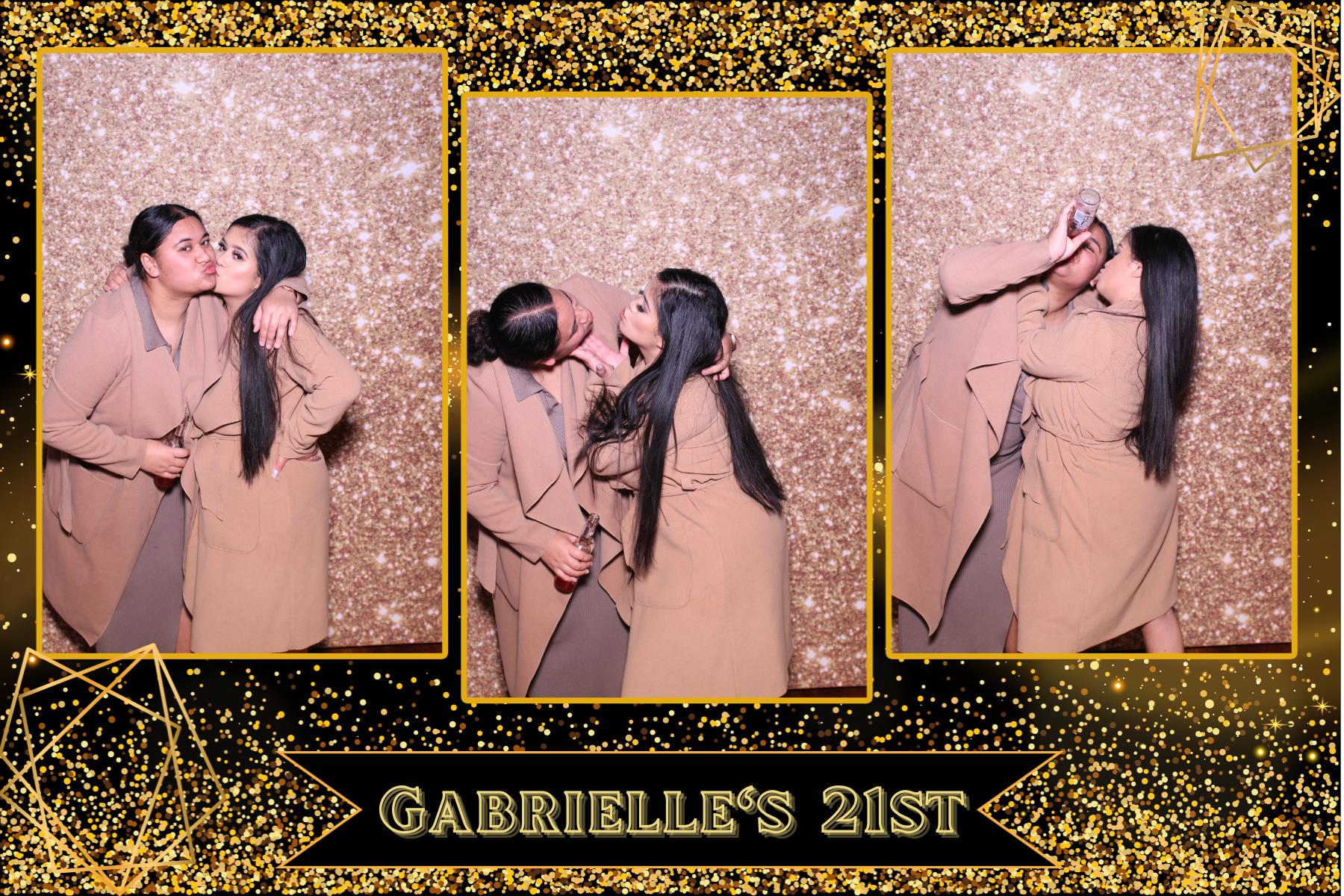 Gabrielle's 21st Birthday | View more photos from the event at gallery.photobooth.co.nz/u/SelfieCentral/Gabrielles-21st-Birthday