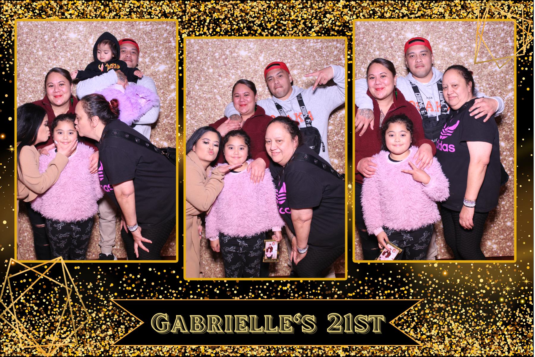 Gabrielle's 21st Birthday | View more photos from the event at gallery.photobooth.co.nz/u/SelfieCentral/Gabrielles-21st-Birthday
