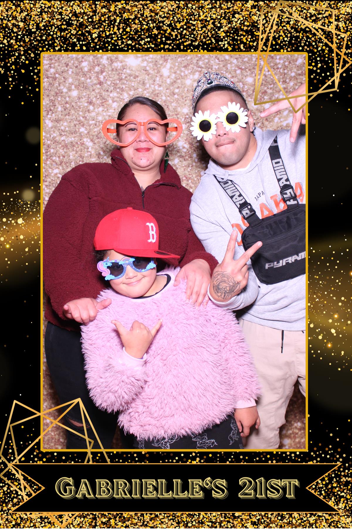 Gabrielle's 21st Birthday | View more photos from the event at gallery.photobooth.co.nz/u/SelfieCentral/Gabrielles-21st-Birthday