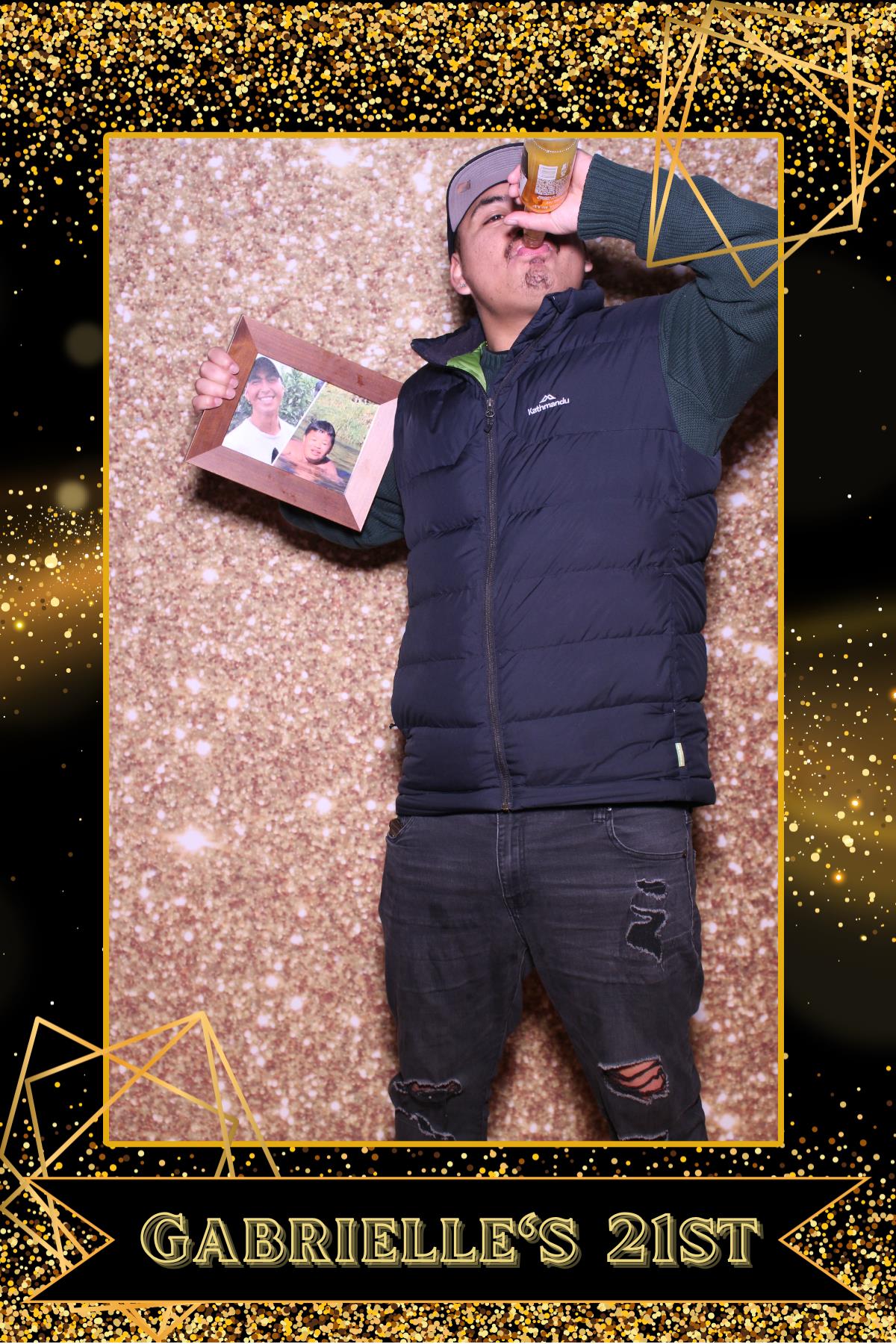 Gabrielle's 21st Birthday | View more photos from the event at gallery.photobooth.co.nz/u/SelfieCentral/Gabrielles-21st-Birthday