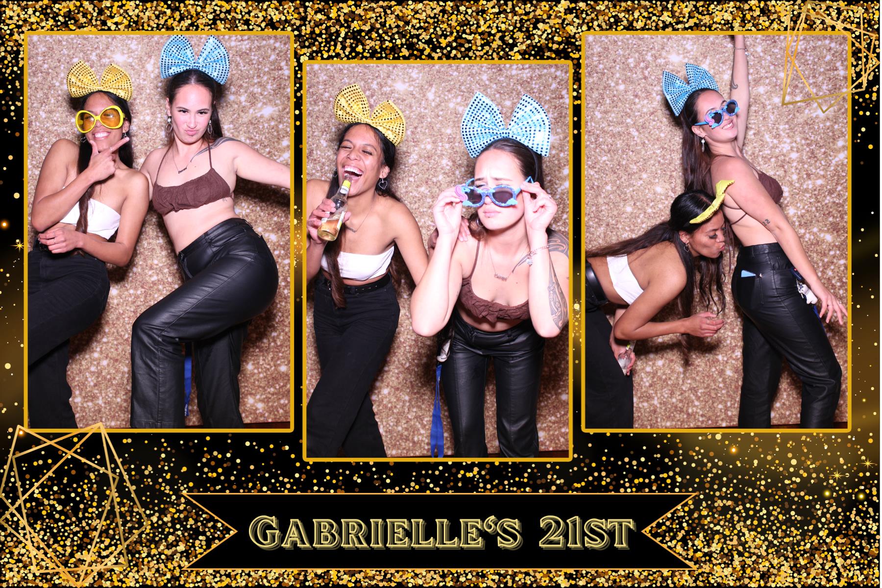 Gabrielle's 21st Birthday | View more photos from the event at gallery.photobooth.co.nz/u/SelfieCentral/Gabrielles-21st-Birthday