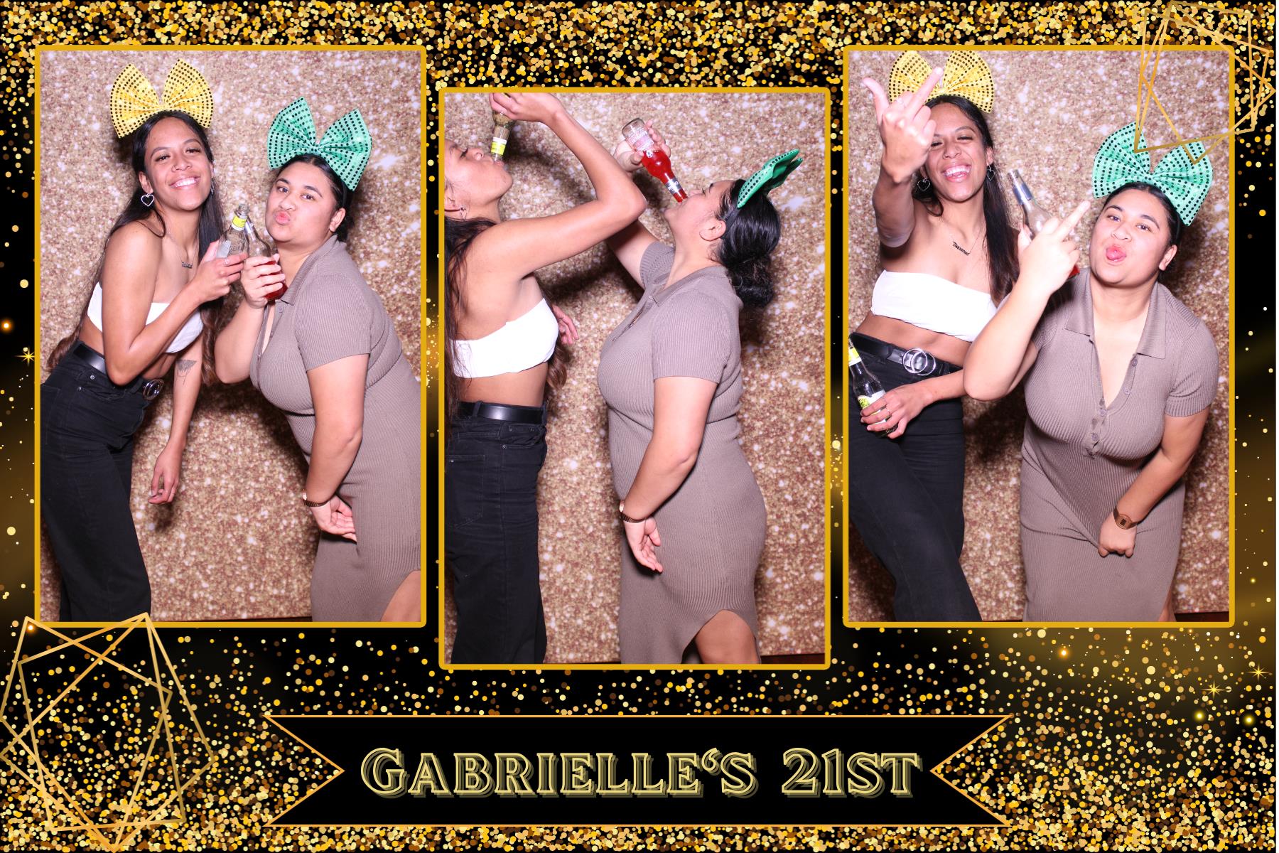 Gabrielle's 21st Birthday | View more photos from the event at gallery.photobooth.co.nz/u/SelfieCentral/Gabrielles-21st-Birthday