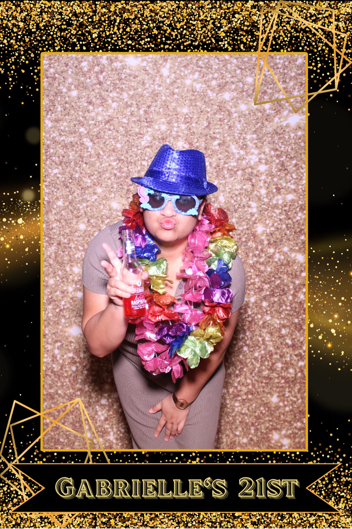 Gabrielle's 21st Birthday | View more photos from the event at gallery.photobooth.co.nz/u/SelfieCentral/Gabrielles-21st-Birthday