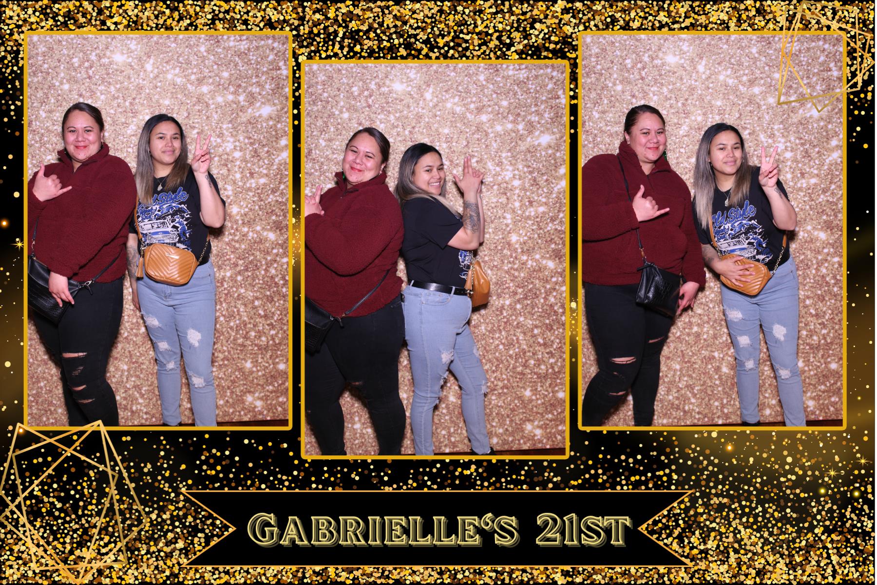 Gabrielle's 21st Birthday | View more photos from the event at gallery.photobooth.co.nz/u/SelfieCentral/Gabrielles-21st-Birthday