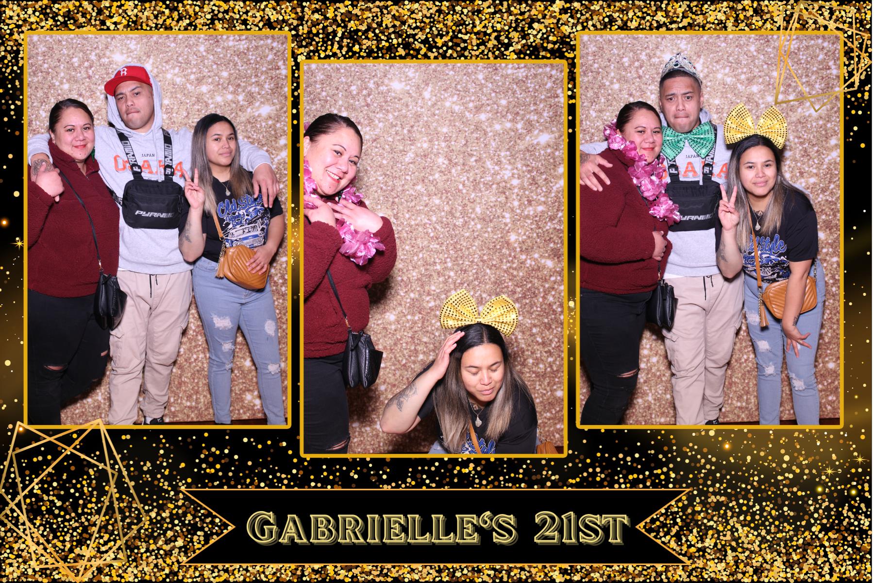 Gabrielle's 21st Birthday | View more photos from the event at gallery.photobooth.co.nz/u/SelfieCentral/Gabrielles-21st-Birthday