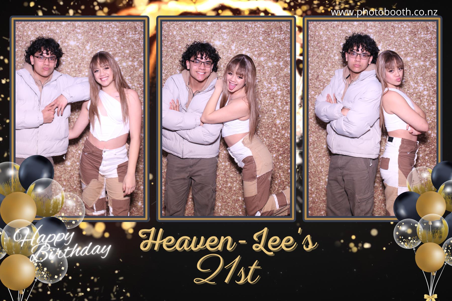 Heaven-Lee's 21st | View more photos from the event at gallery.photobooth.co.nz/u/SelfieCentral/Heaven-Lees-21st