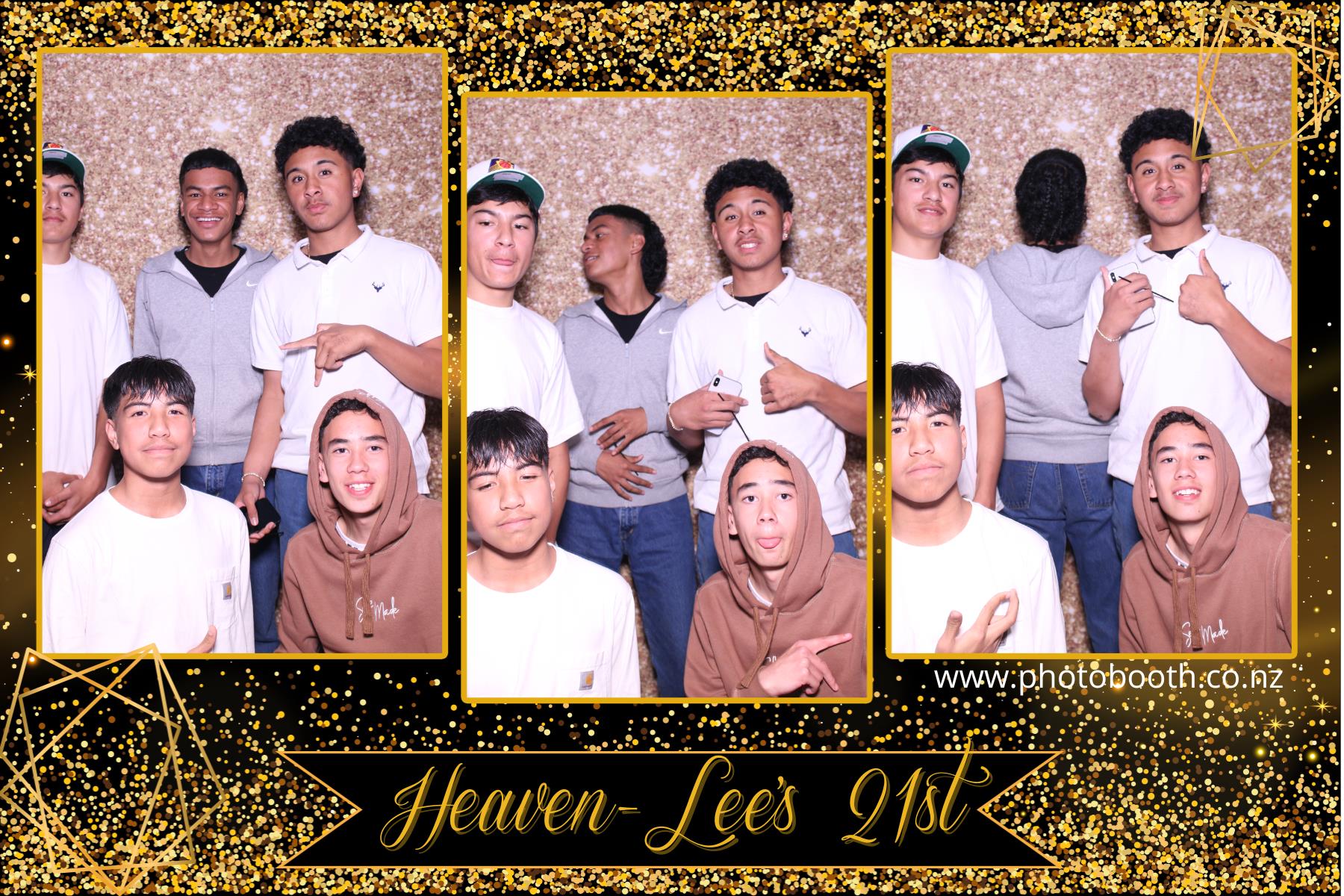 Heaven-Lee's 21st | View more photos from the event at gallery.photobooth.co.nz/u/SelfieCentral/Heaven-Lees-21st