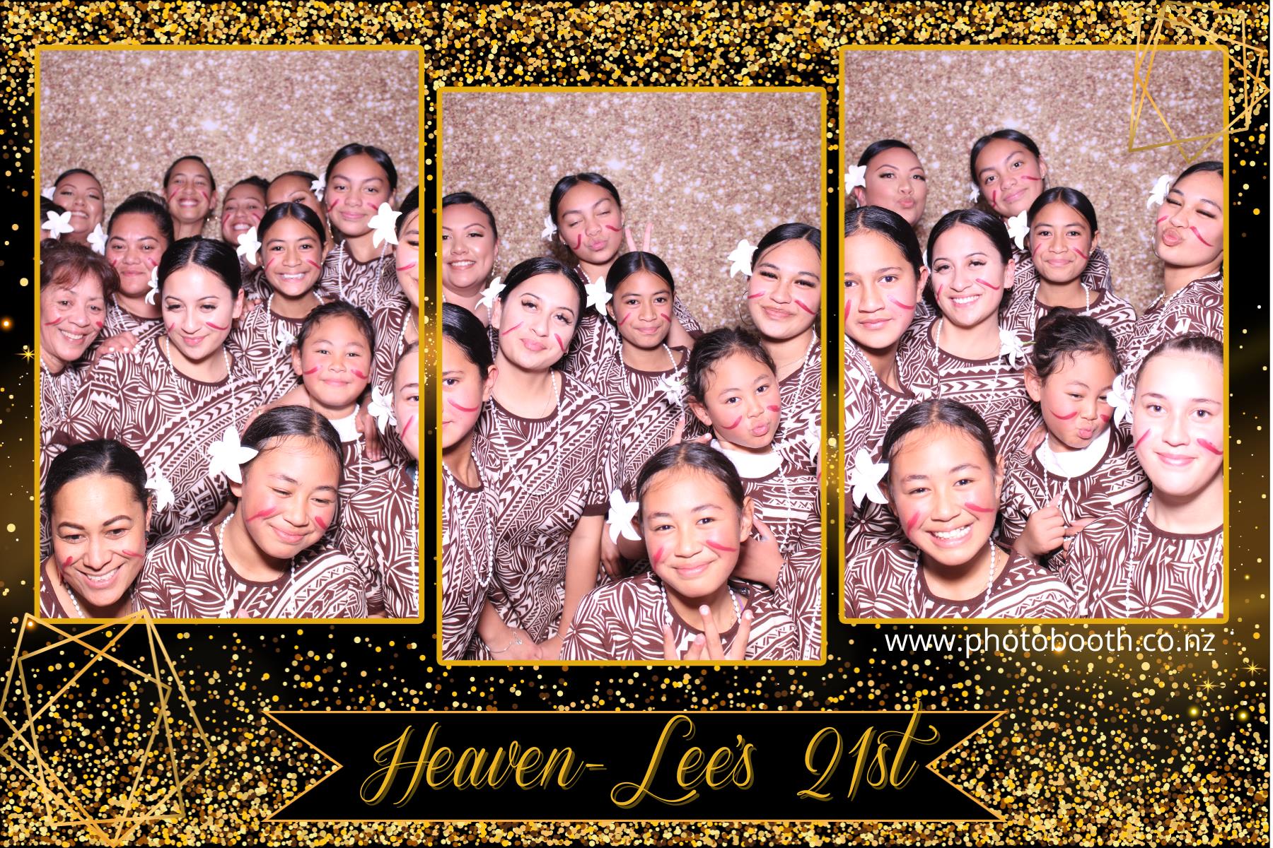 Heaven-Lee's 21st | View more photos from the event at gallery.photobooth.co.nz/u/SelfieCentral/Heaven-Lees-21st