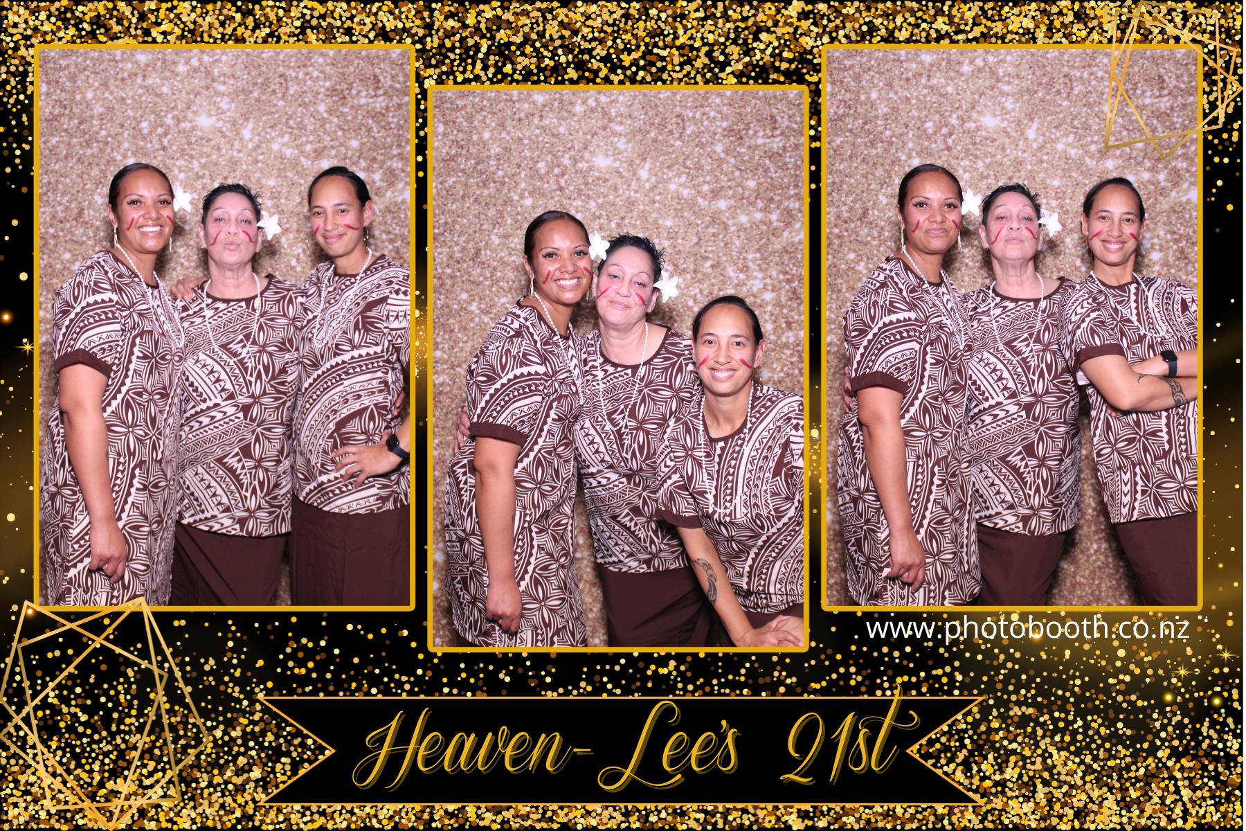 Heaven-Lee's 21st | View more photos from the event at gallery.photobooth.co.nz/u/SelfieCentral/Heaven-Lees-21st