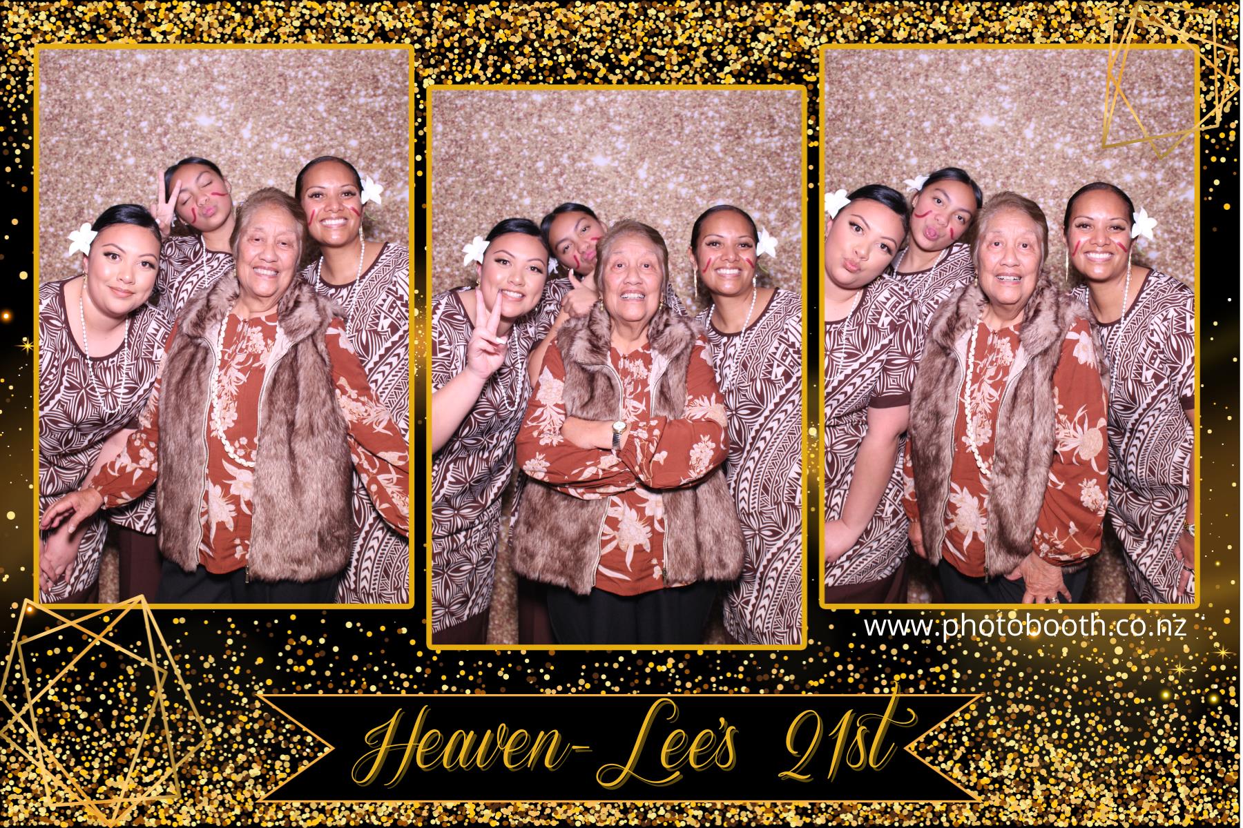 Heaven-Lee's 21st | View more photos from the event at gallery.photobooth.co.nz/u/SelfieCentral/Heaven-Lees-21st