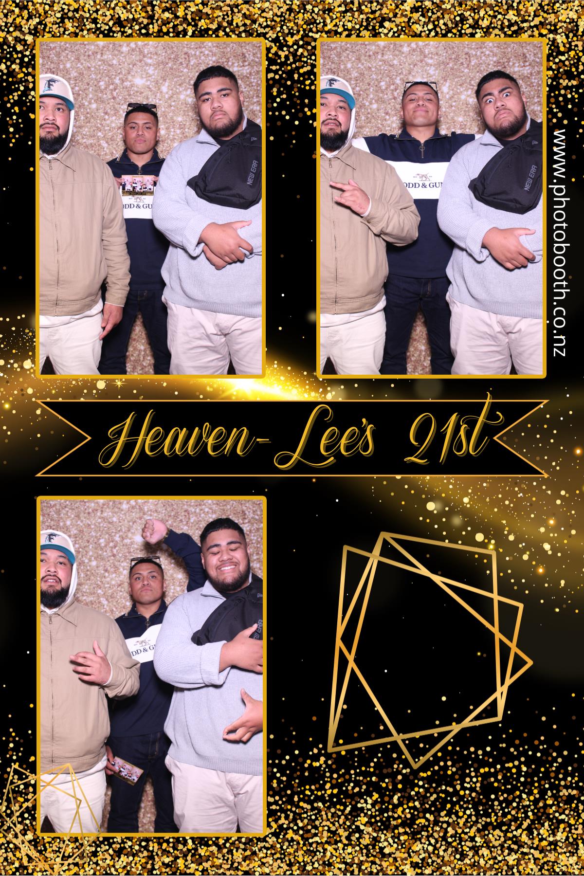 Heaven-Lee's 21st | View more photos from the event at gallery.photobooth.co.nz/u/SelfieCentral/Heaven-Lees-21st