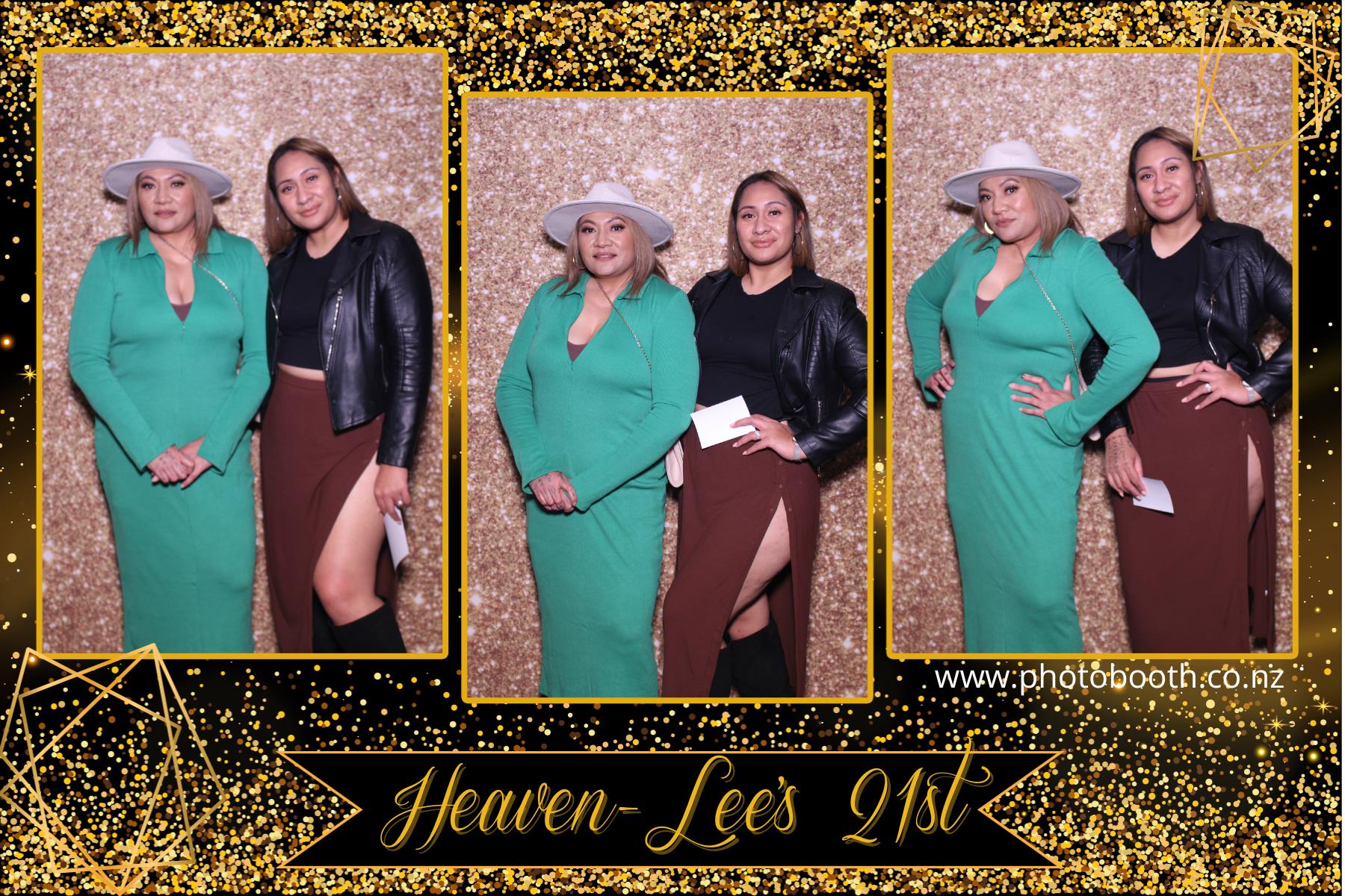 Heaven-Lee's 21st | View more photos from the event at gallery.photobooth.co.nz/u/SelfieCentral/Heaven-Lees-21st