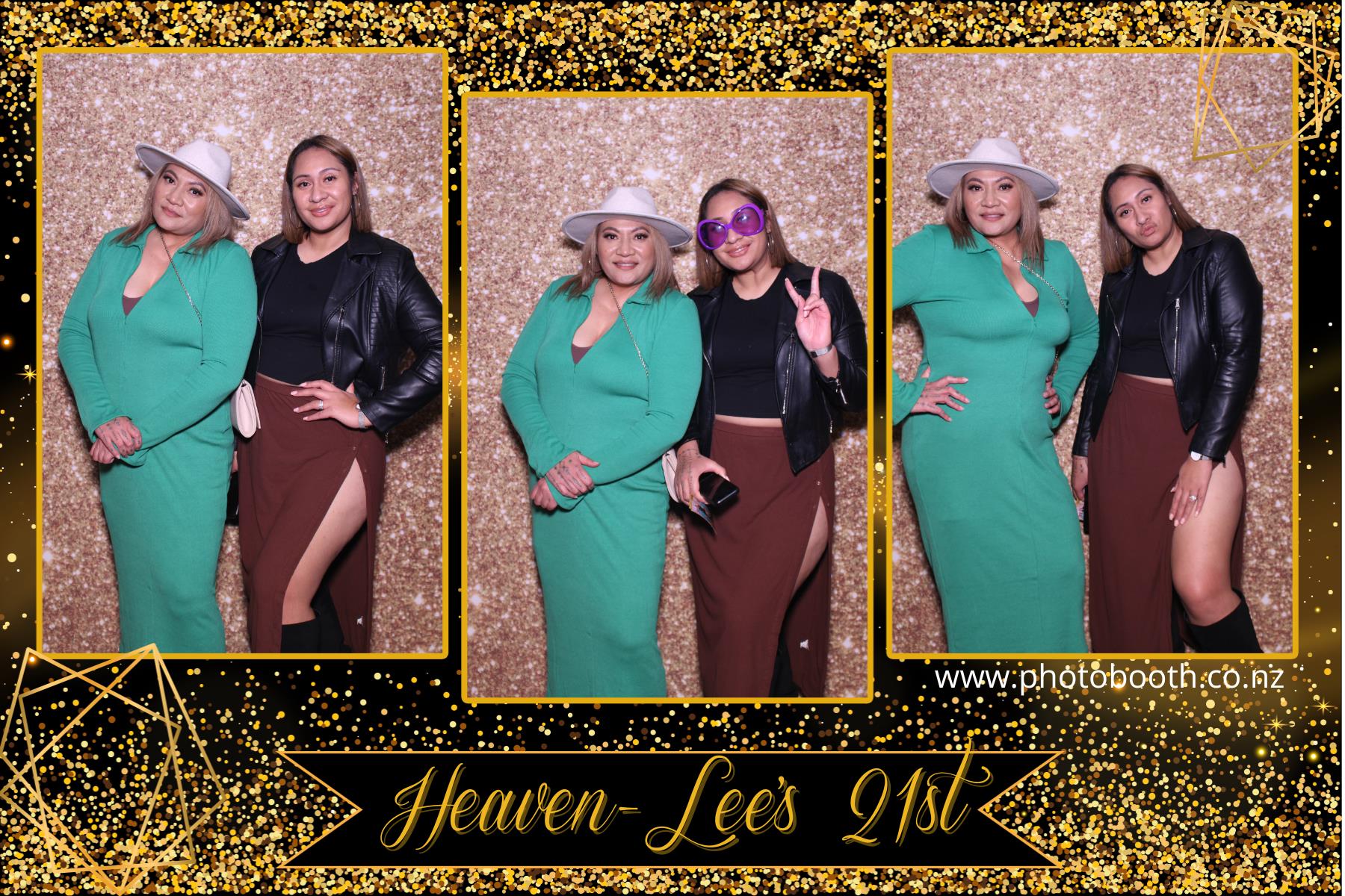 Heaven-Lee's 21st | View more photos from the event at gallery.photobooth.co.nz/u/SelfieCentral/Heaven-Lees-21st