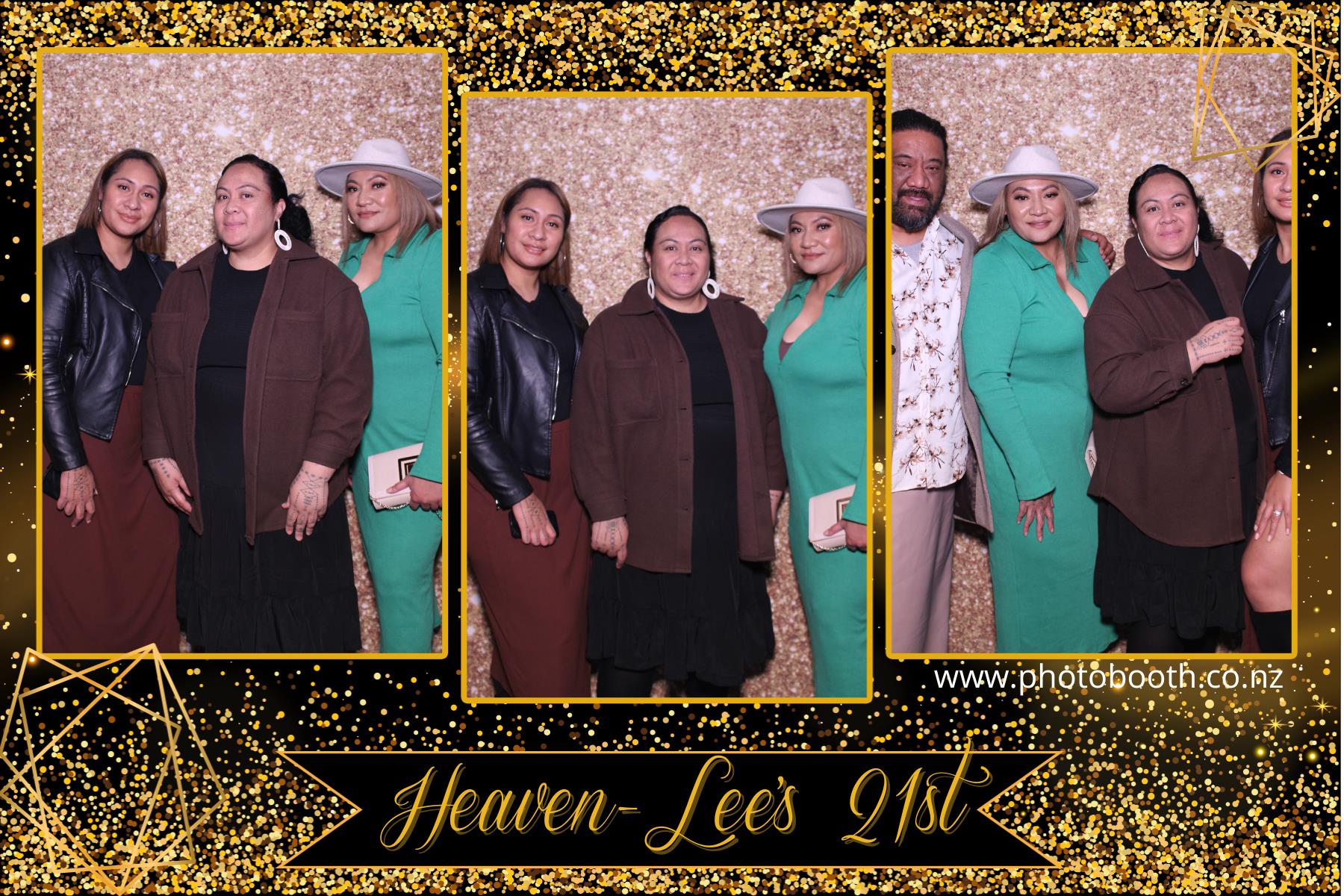Heaven-Lee's 21st | View more photos from the event at gallery.photobooth.co.nz/u/SelfieCentral/Heaven-Lees-21st