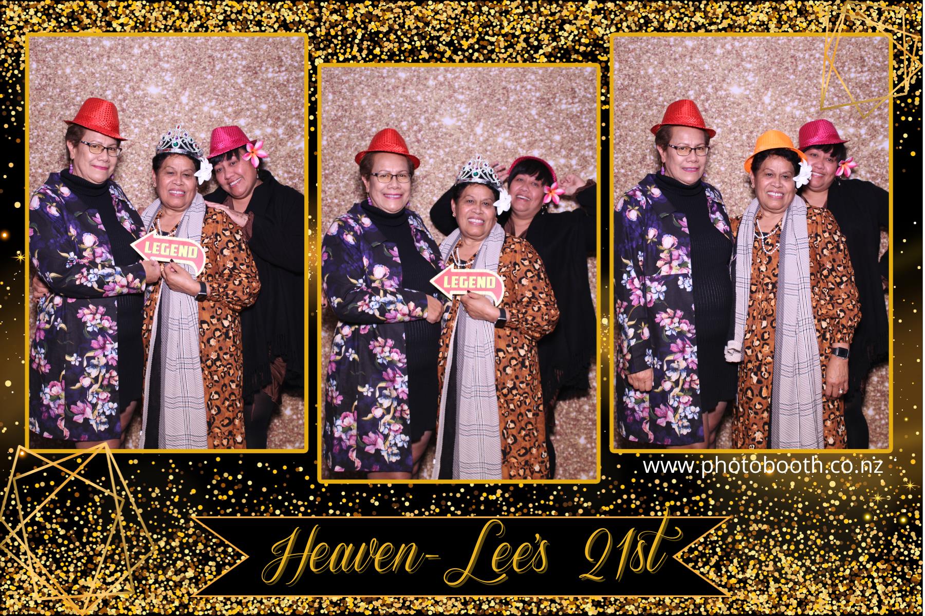 Heaven-Lee's 21st | View more photos from the event at gallery.photobooth.co.nz/u/SelfieCentral/Heaven-Lees-21st