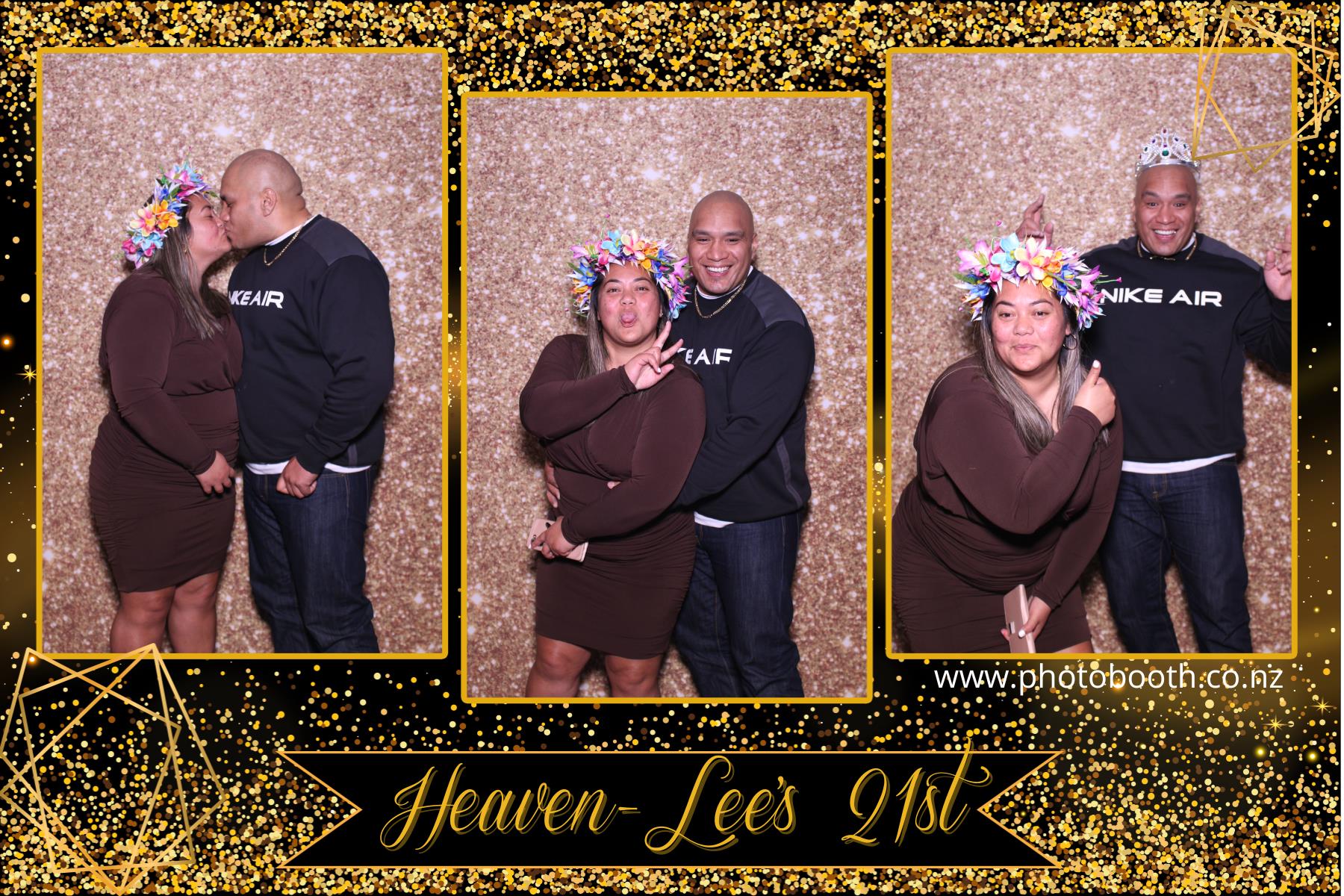 Heaven-Lee's 21st | View more photos from the event at gallery.photobooth.co.nz/u/SelfieCentral/Heaven-Lees-21st