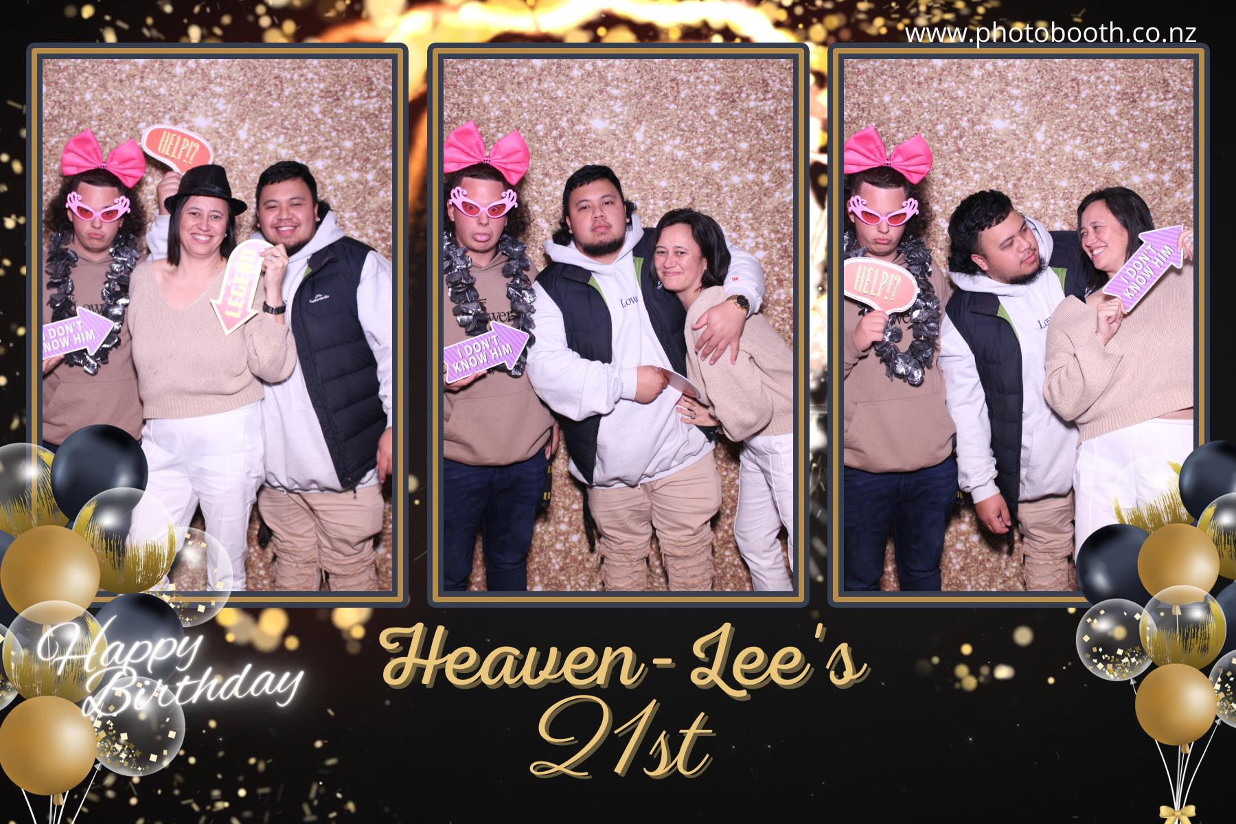 Heaven-Lee's 21st | View more photos from the event at gallery.photobooth.co.nz/u/SelfieCentral/Heaven-Lees-21st