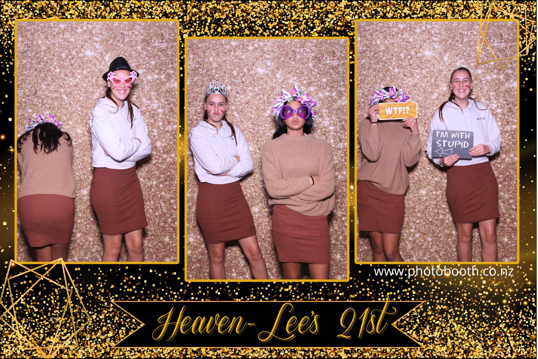Heaven-Lee's 21st | View more photos from the event at gallery.photobooth.co.nz/u/SelfieCentral/Heaven-Lees-21st