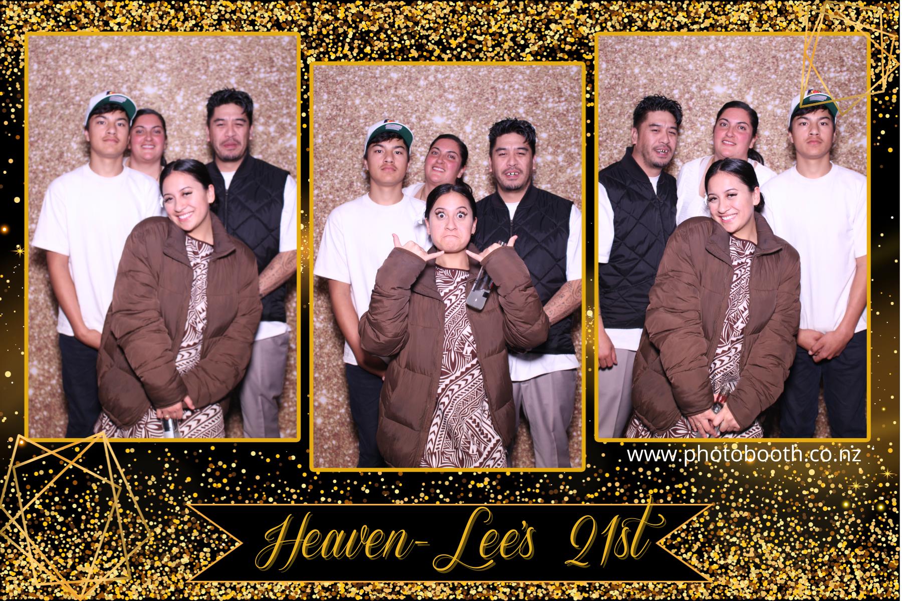 Heaven-Lee's 21st | View more photos from the event at gallery.photobooth.co.nz/u/SelfieCentral/Heaven-Lees-21st