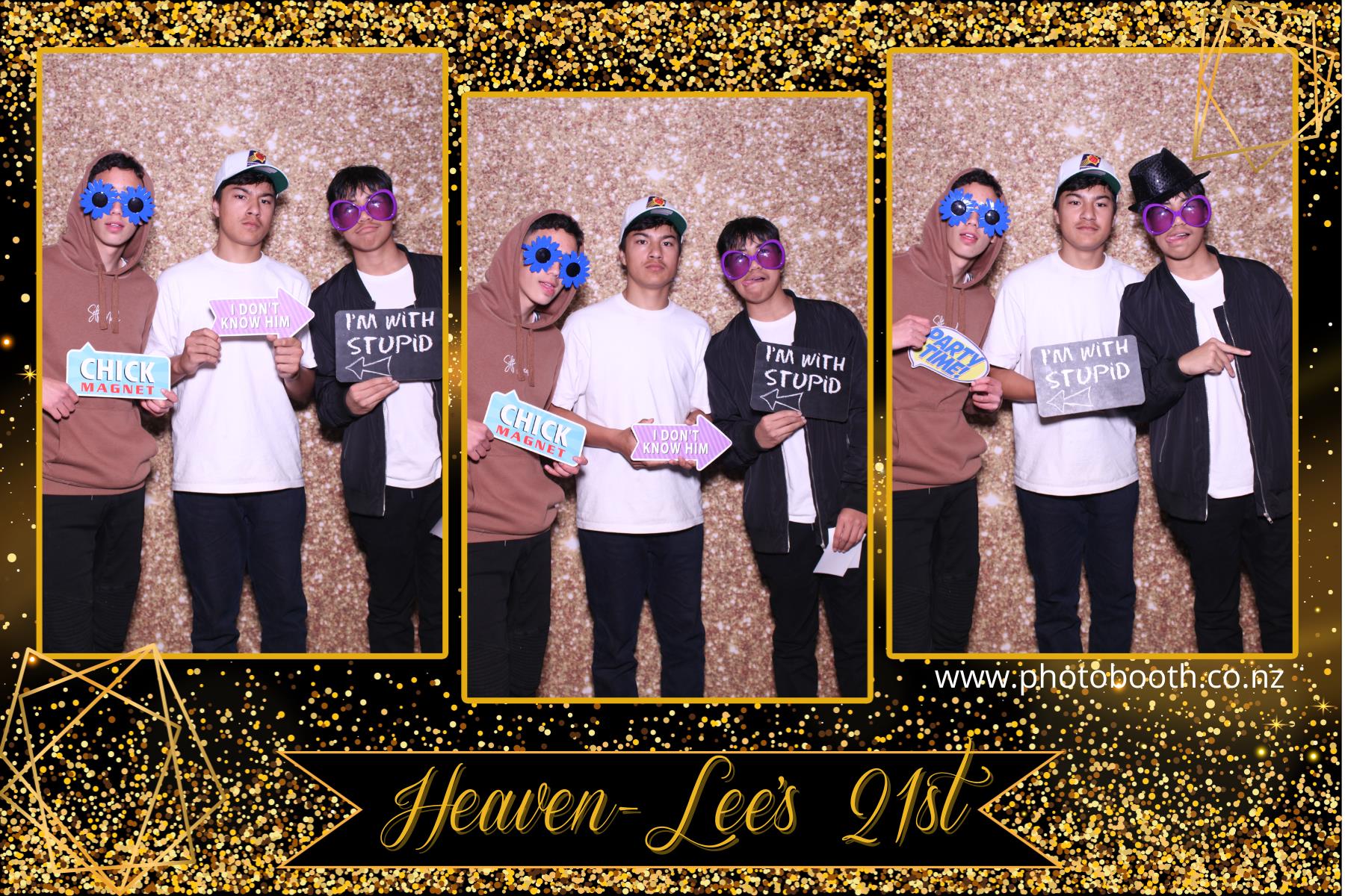 Heaven-Lee's 21st | View more photos from the event at gallery.photobooth.co.nz/u/SelfieCentral/Heaven-Lees-21st