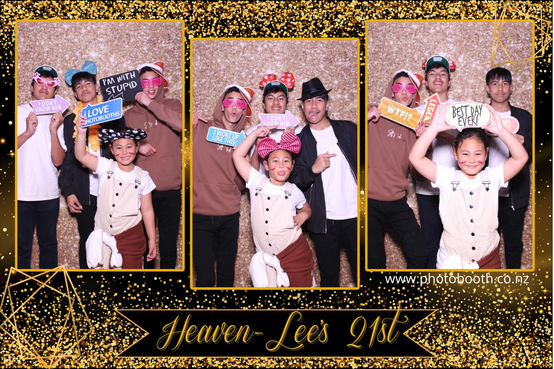 Heaven-Lee's 21st | View more photos from the event at gallery.photobooth.co.nz/u/SelfieCentral/Heaven-Lees-21st