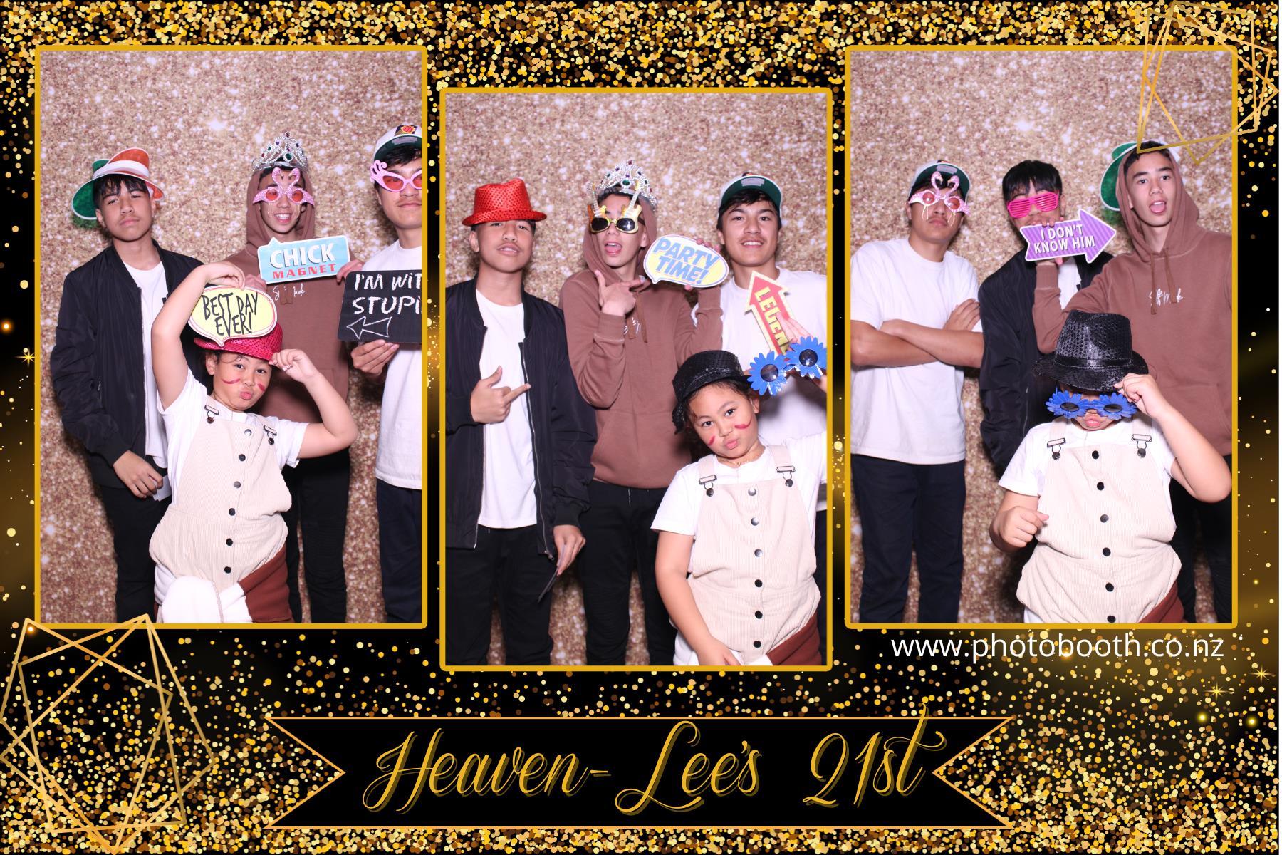 Heaven-Lee's 21st | View more photos from the event at gallery.photobooth.co.nz/u/SelfieCentral/Heaven-Lees-21st
