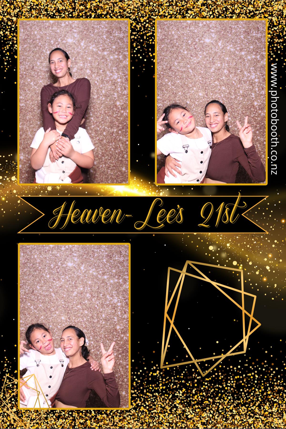 Heaven-Lee's 21st | View more photos from the event at gallery.photobooth.co.nz/u/SelfieCentral/Heaven-Lees-21st