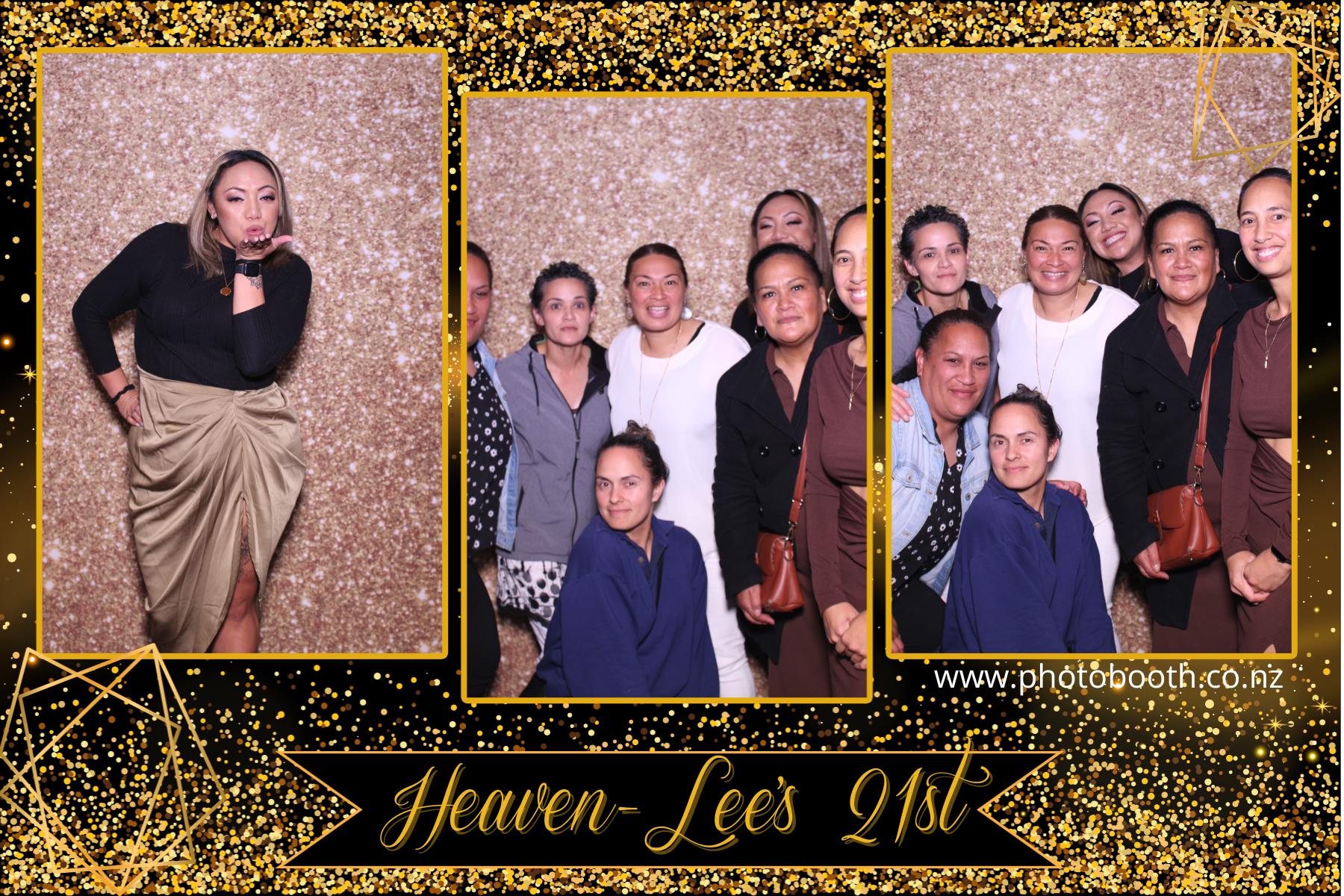 Heaven-Lee's 21st | View more photos from the event at gallery.photobooth.co.nz/u/SelfieCentral/Heaven-Lees-21st