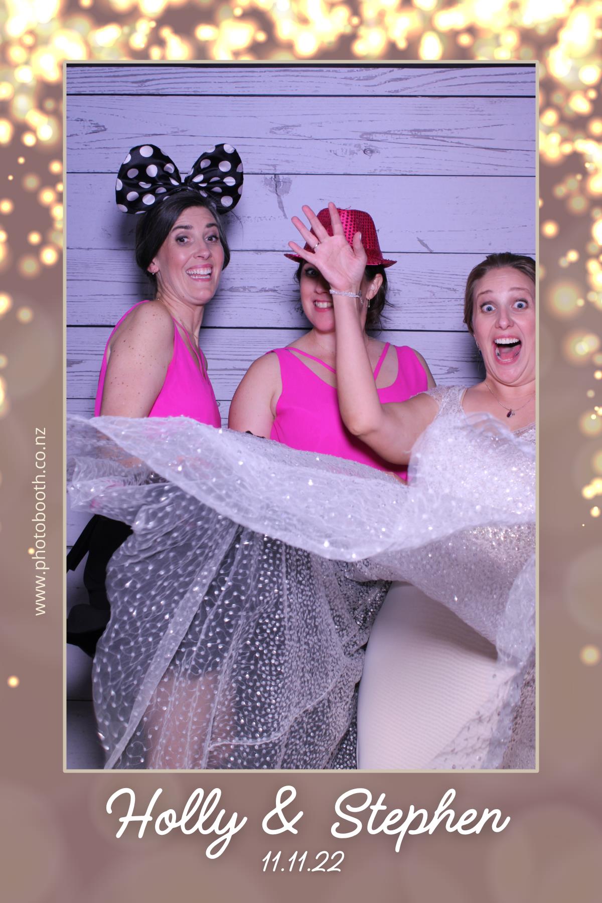 Holly & Stephen's Wedding | View more photos from the event at gallery.photobooth.co.nz/u/SelfieCentral/Holly-Stephens-Wedding