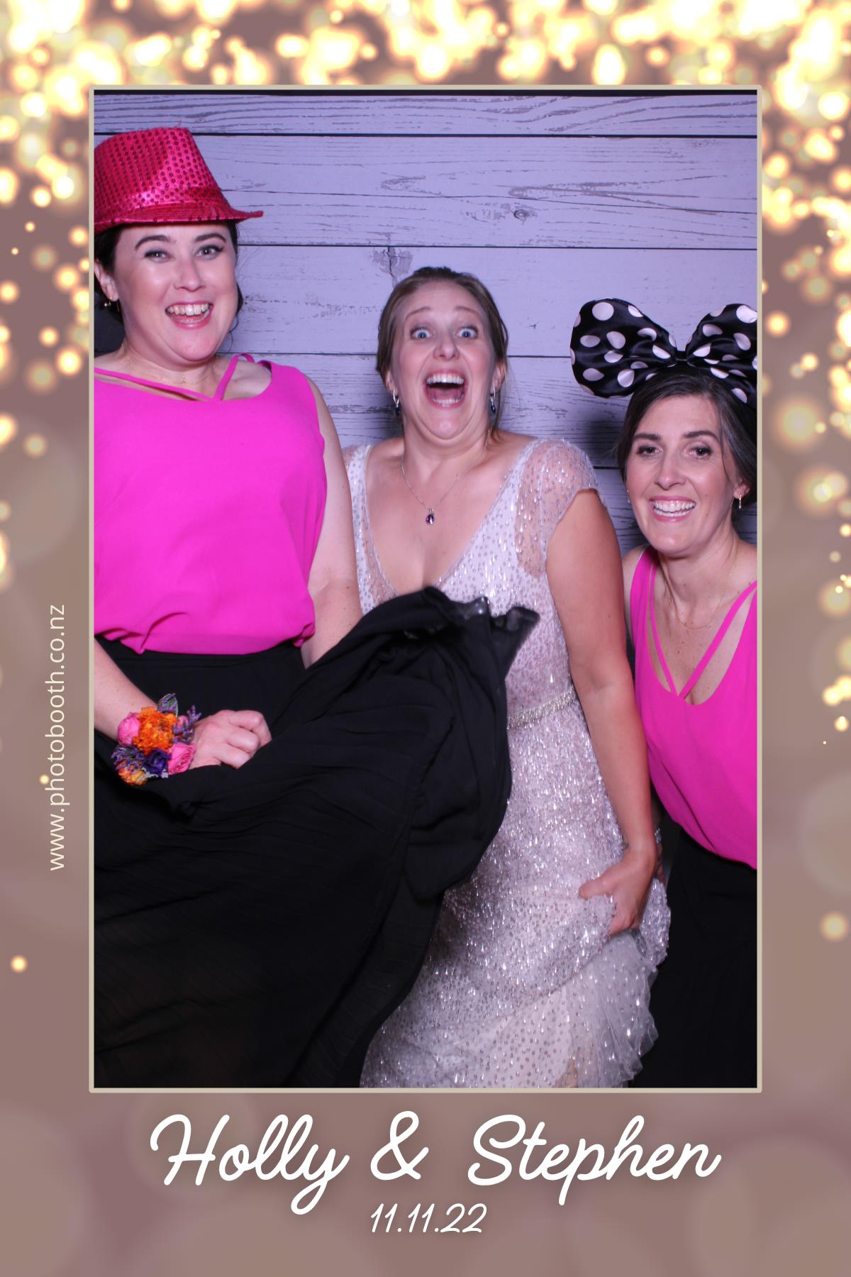 Holly & Stephen's Wedding | View more photos from the event at gallery.photobooth.co.nz/u/SelfieCentral/Holly-Stephens-Wedding